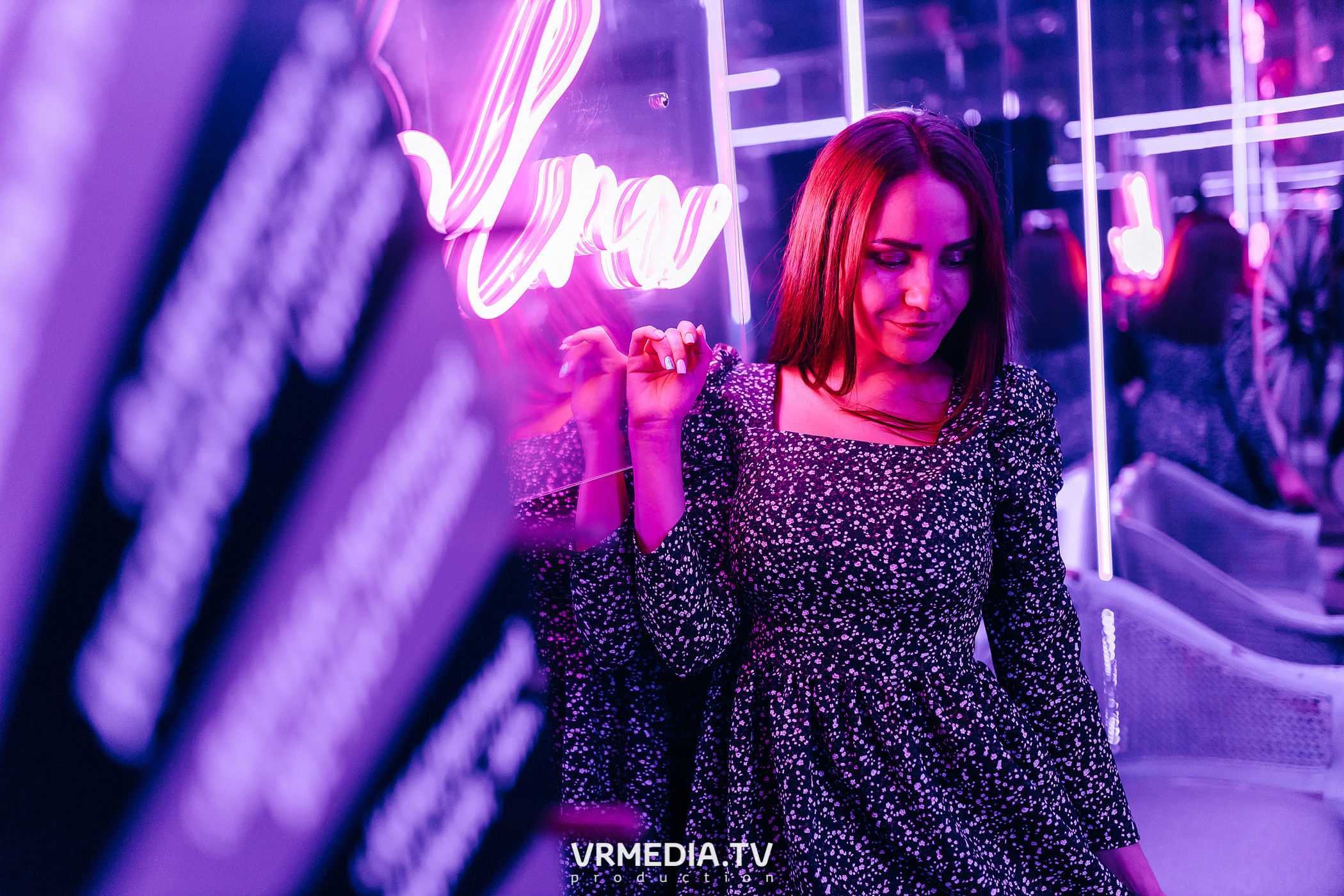 Колесо фортуны в караоке-баре «Volna»