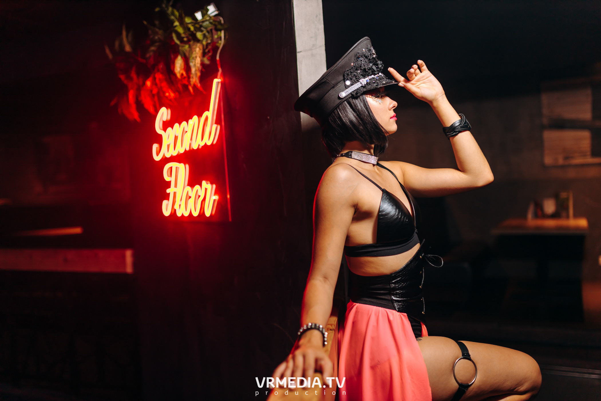 Выходные в баре «DOSKI»