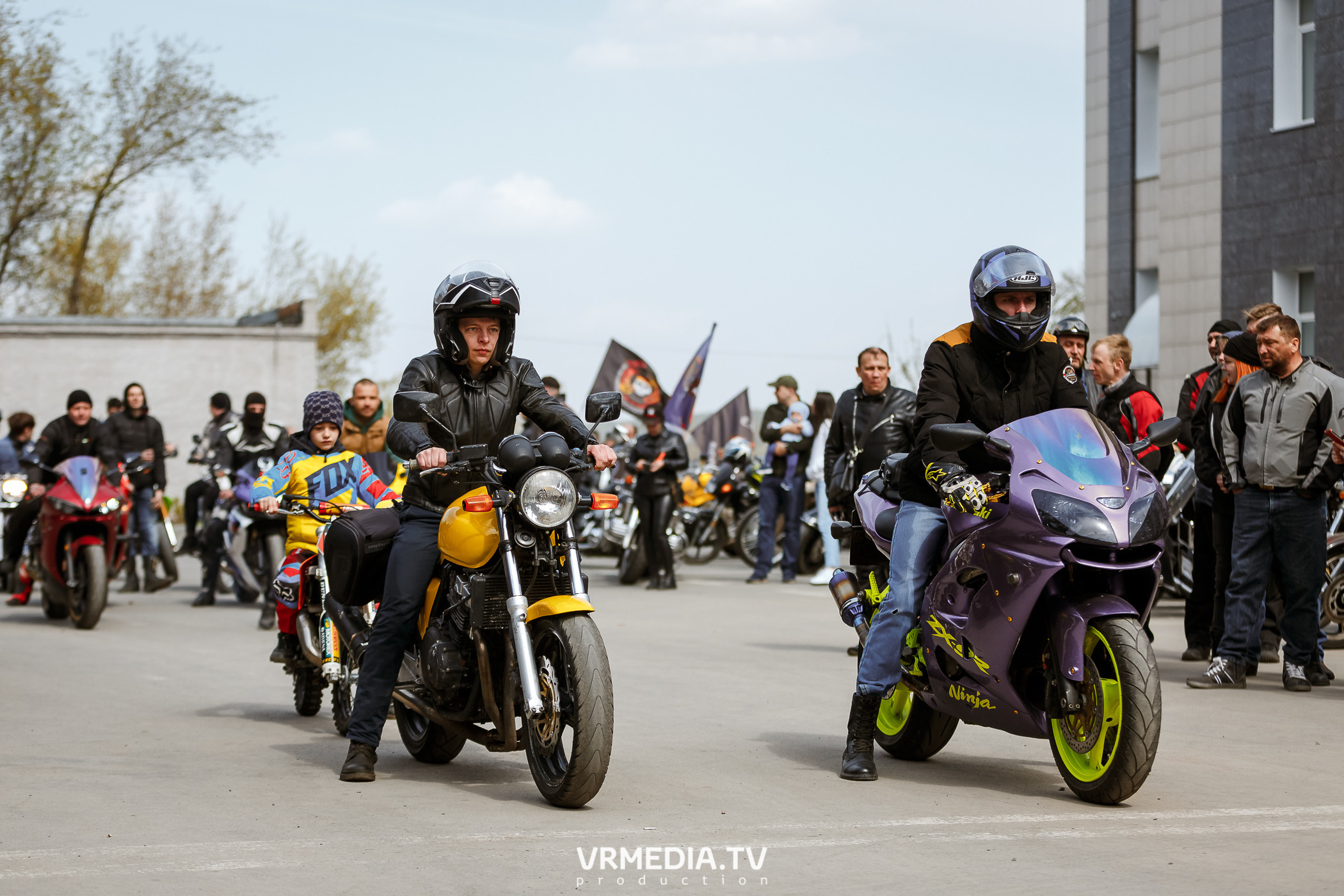 Открытие кемеровского мотосезона в культурном пространстве «Редакция»