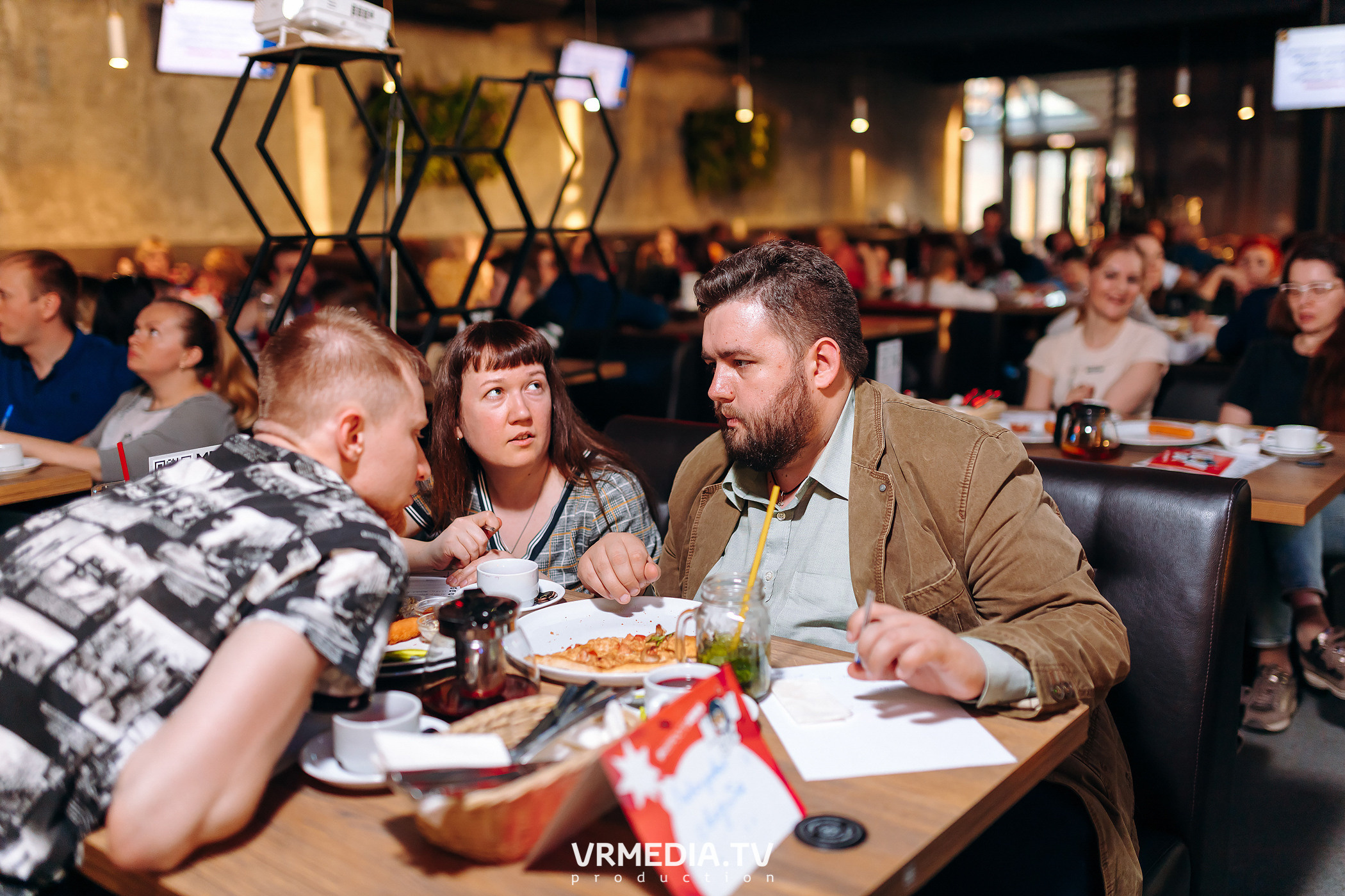 WOW QUIZ в баре «DOSKI»