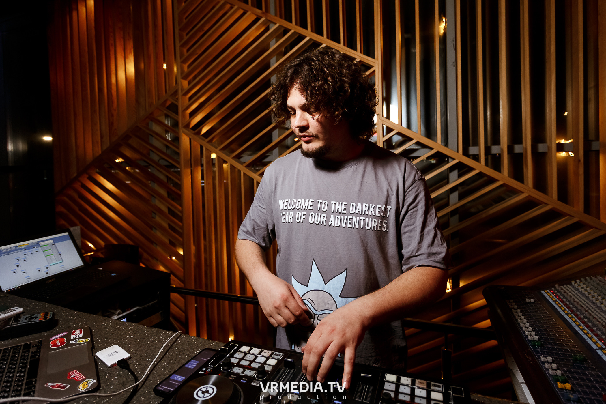 Выходные в баре «DOSKI»