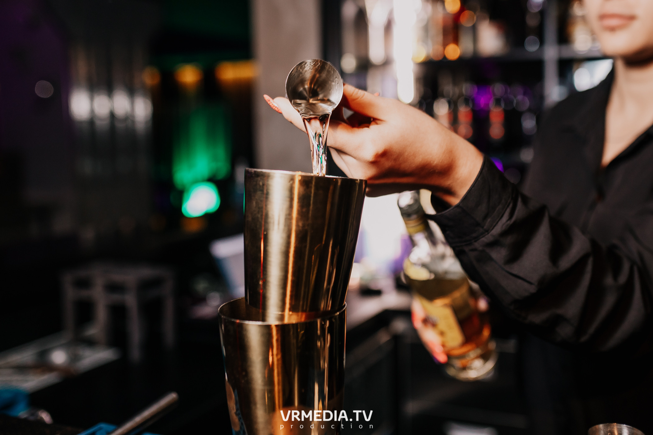 IQ party в караоке-баре «Volna»