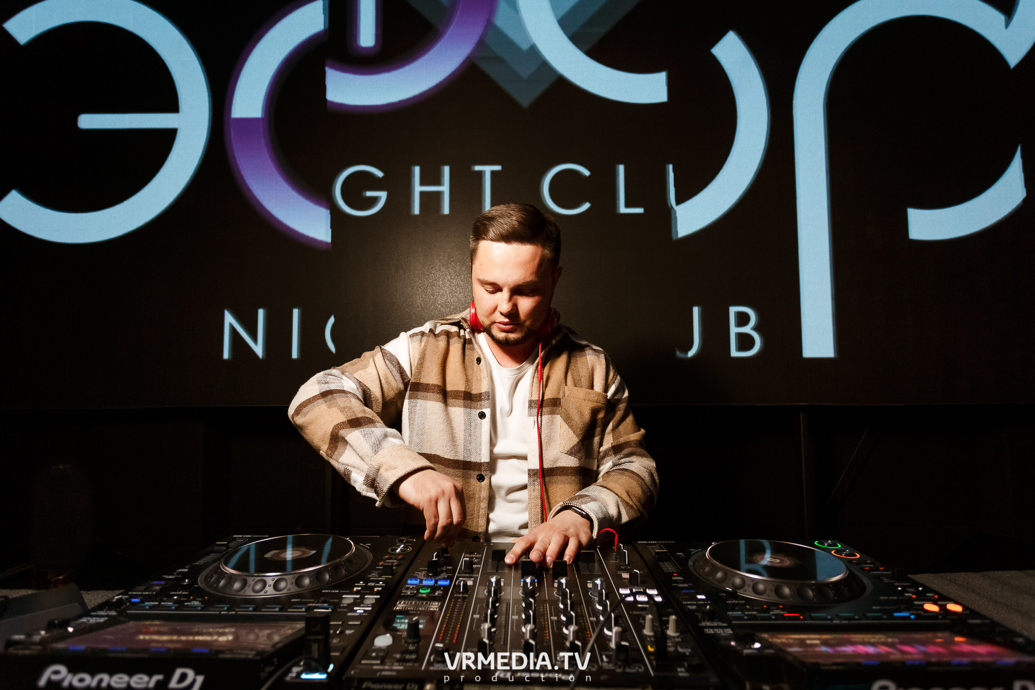 Выходные в ночном клубе «ЭФИР»