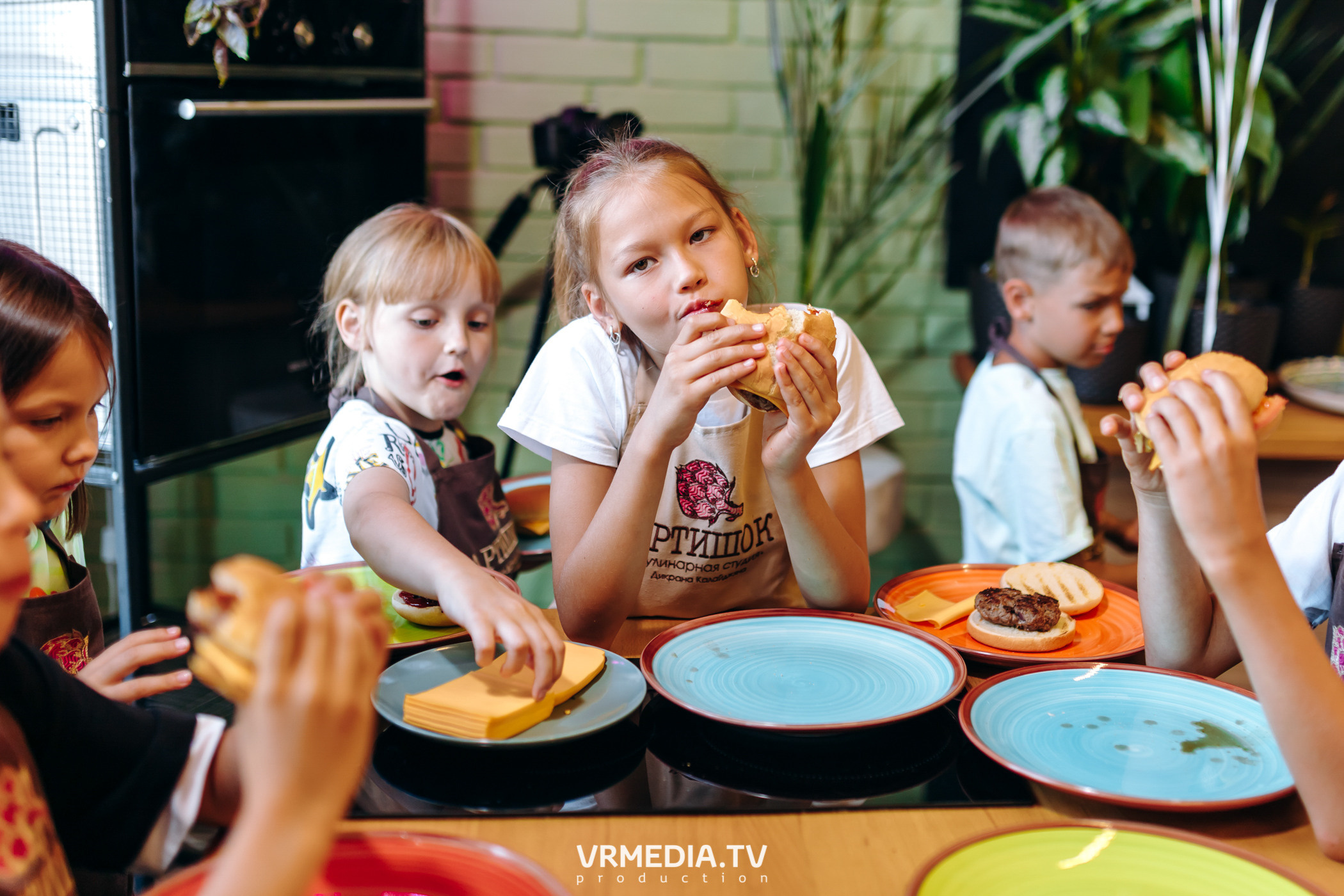 День рождения Артура Калайджяна в кулинарной студии «Артишок»