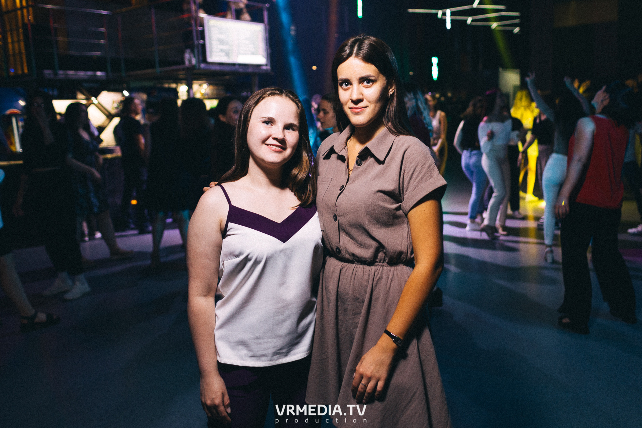 Bunny Hard в баре «DOSKI»