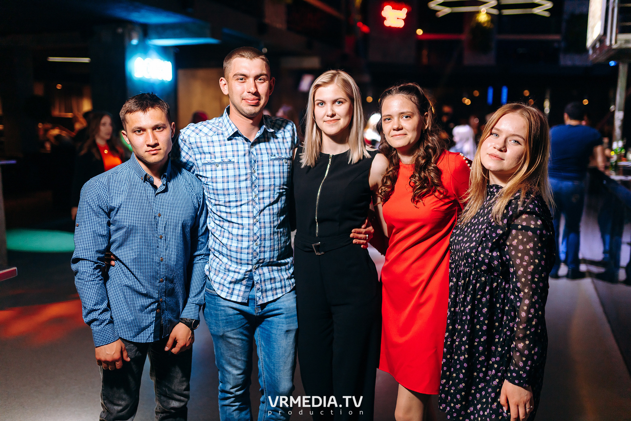 Выходные в баре «DOSKI»