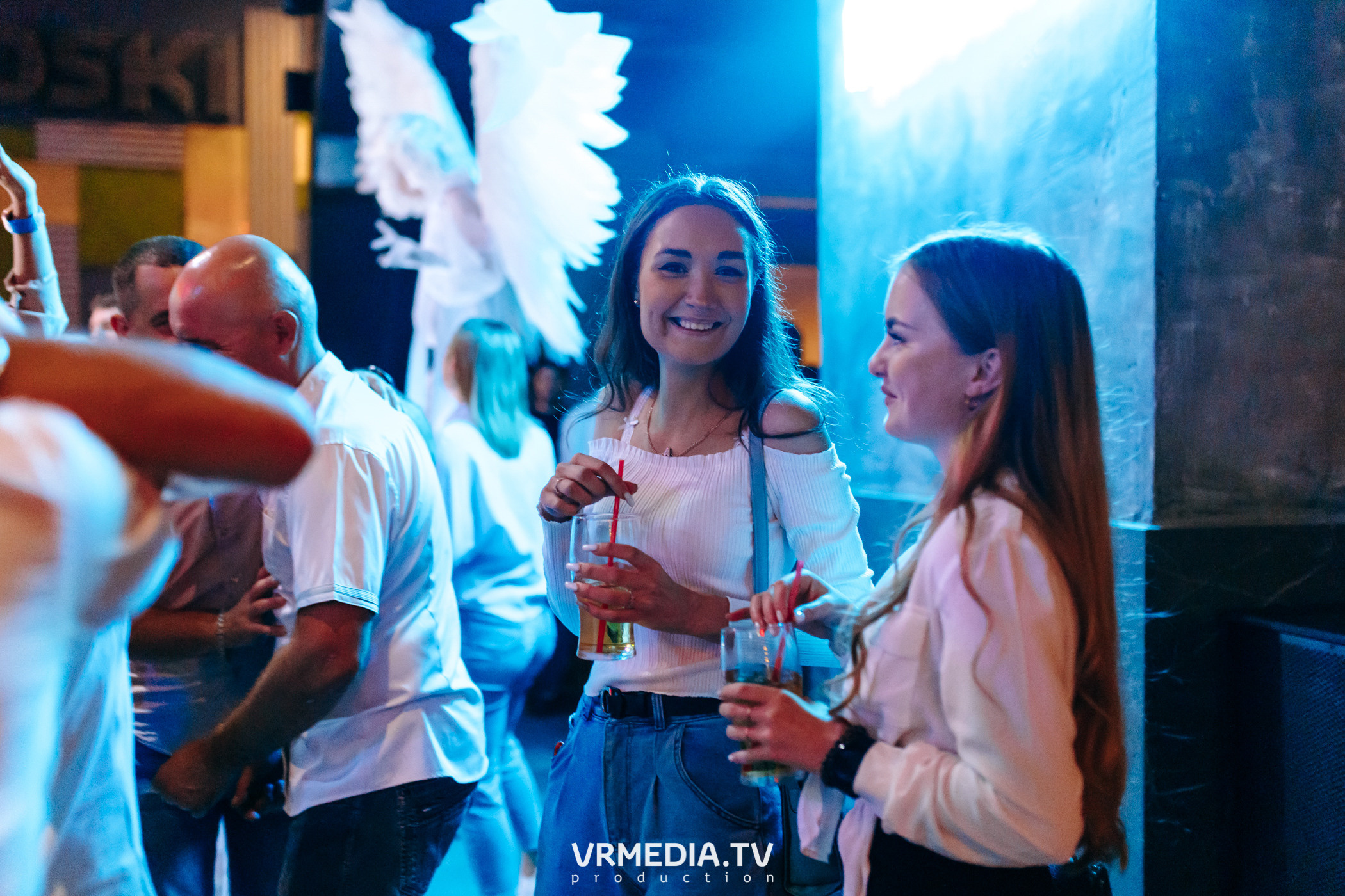 Angels в баре «DOSKI»