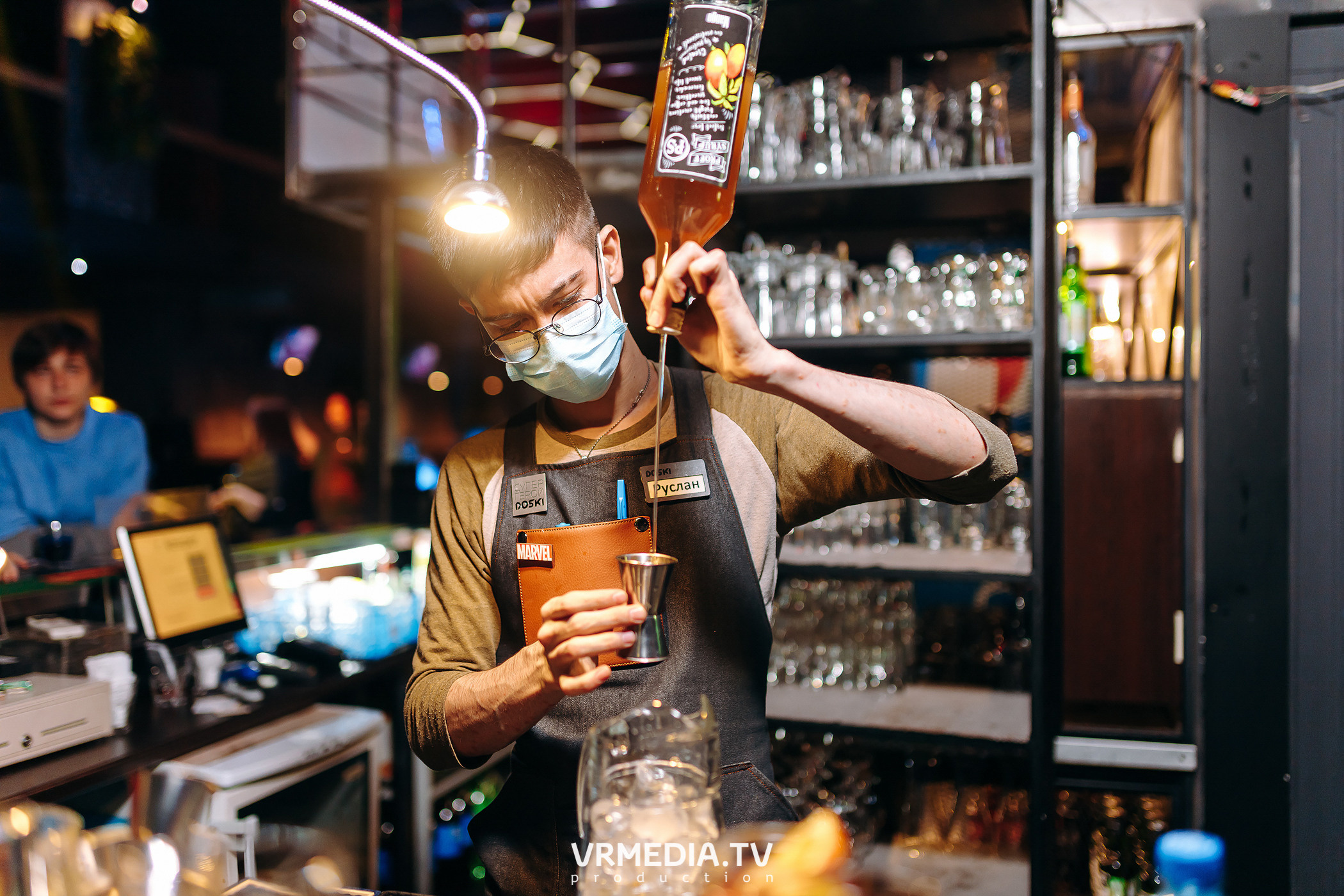 Выходные в баре «DOSKI»