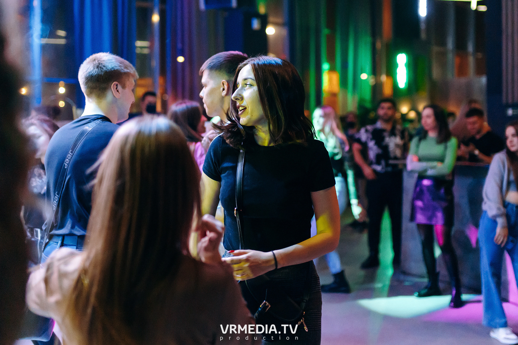 Выходные в баре «DOSKI»