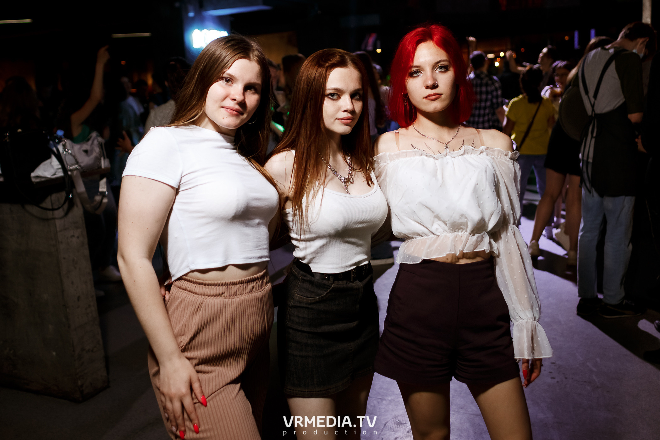 Выходные в баре «DOSKI»