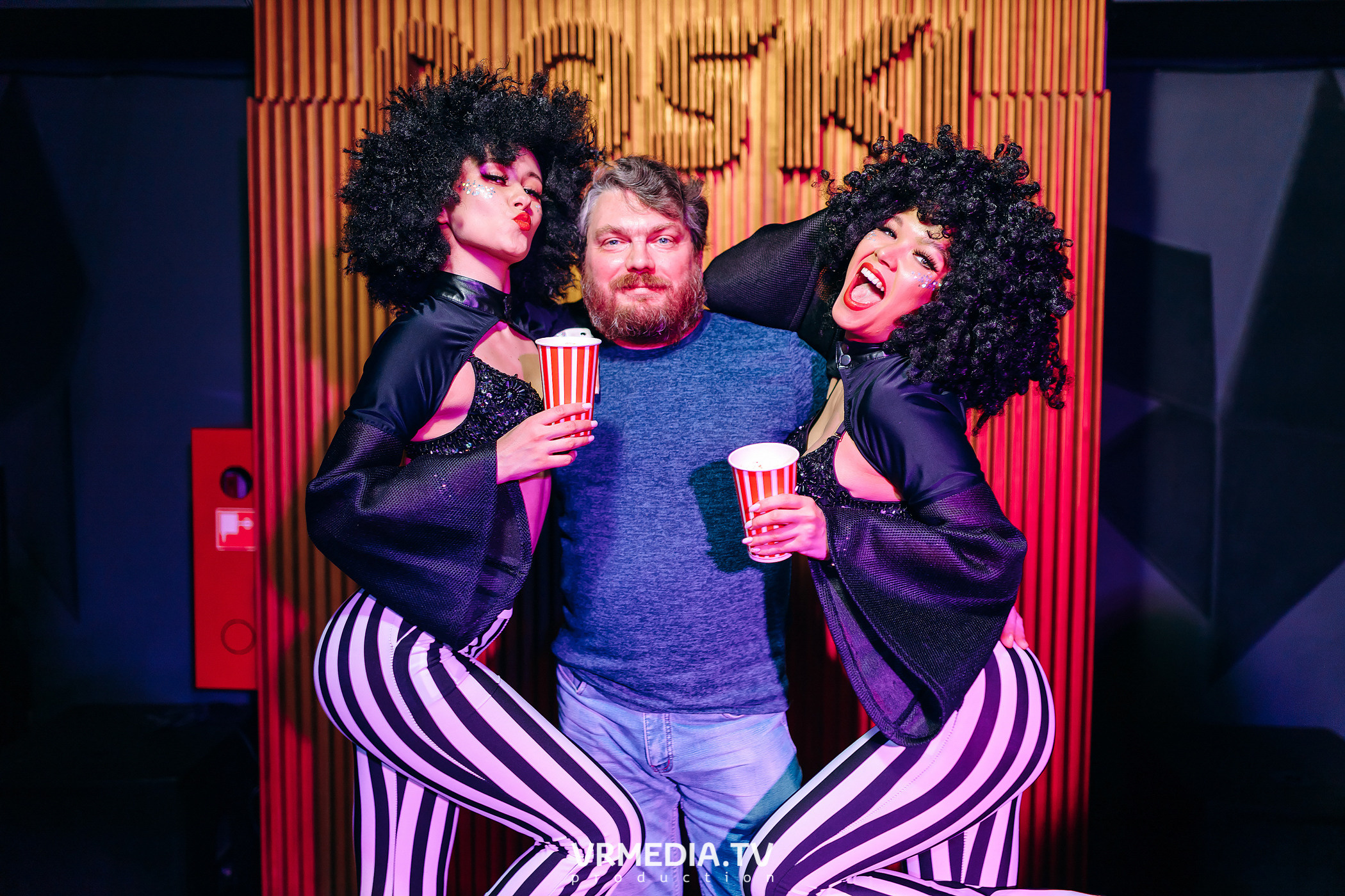 Выходные в баре «DOSKI»