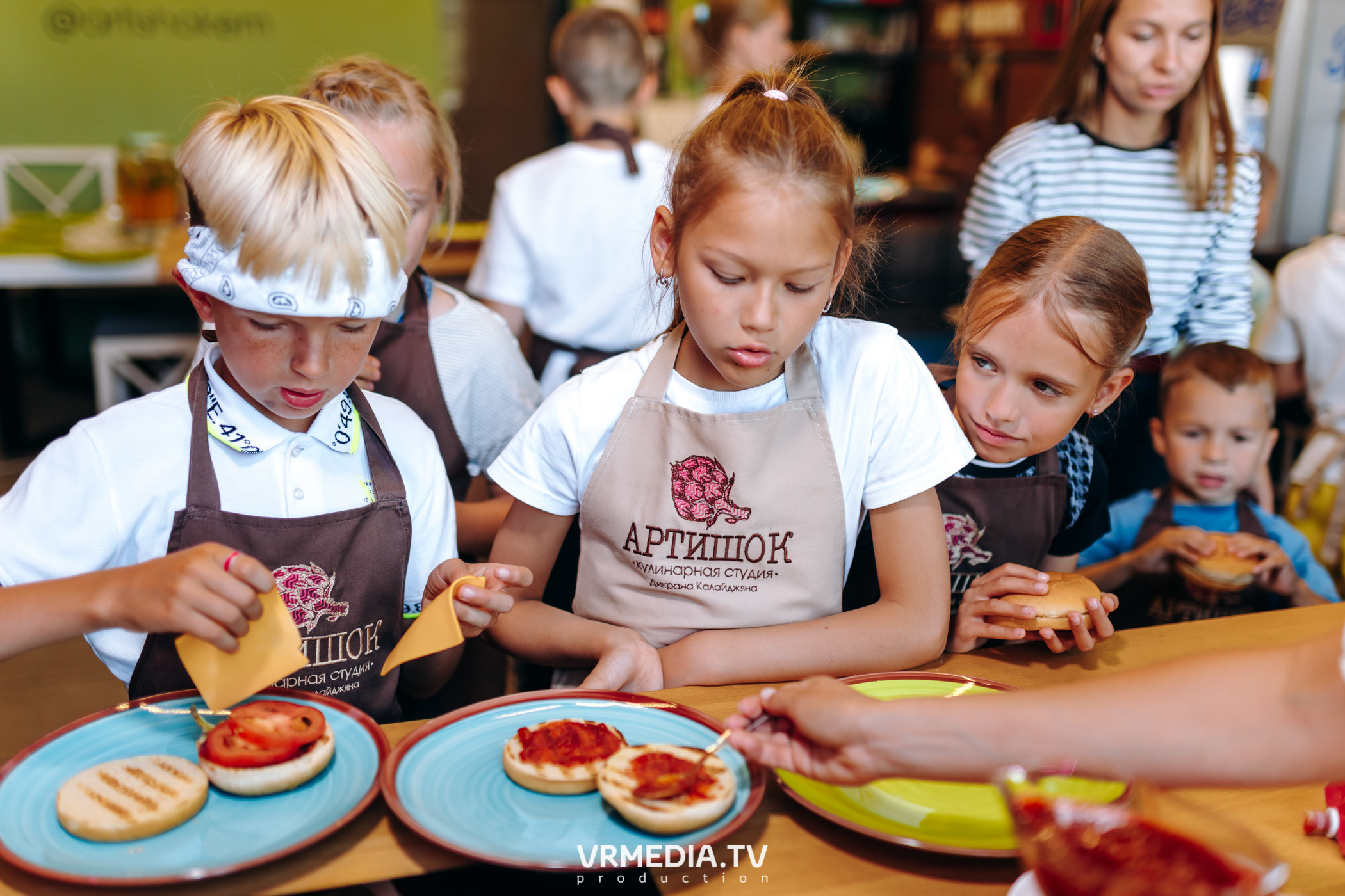 День рождения Артура Калайджяна в кулинарной студии «Артишок»