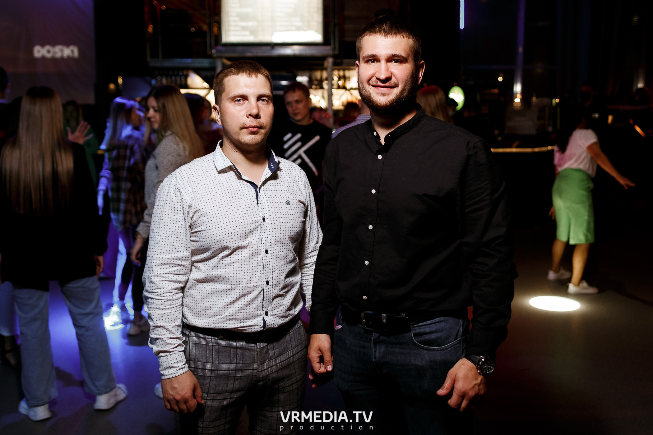 Выходные в баре «DOSKI»