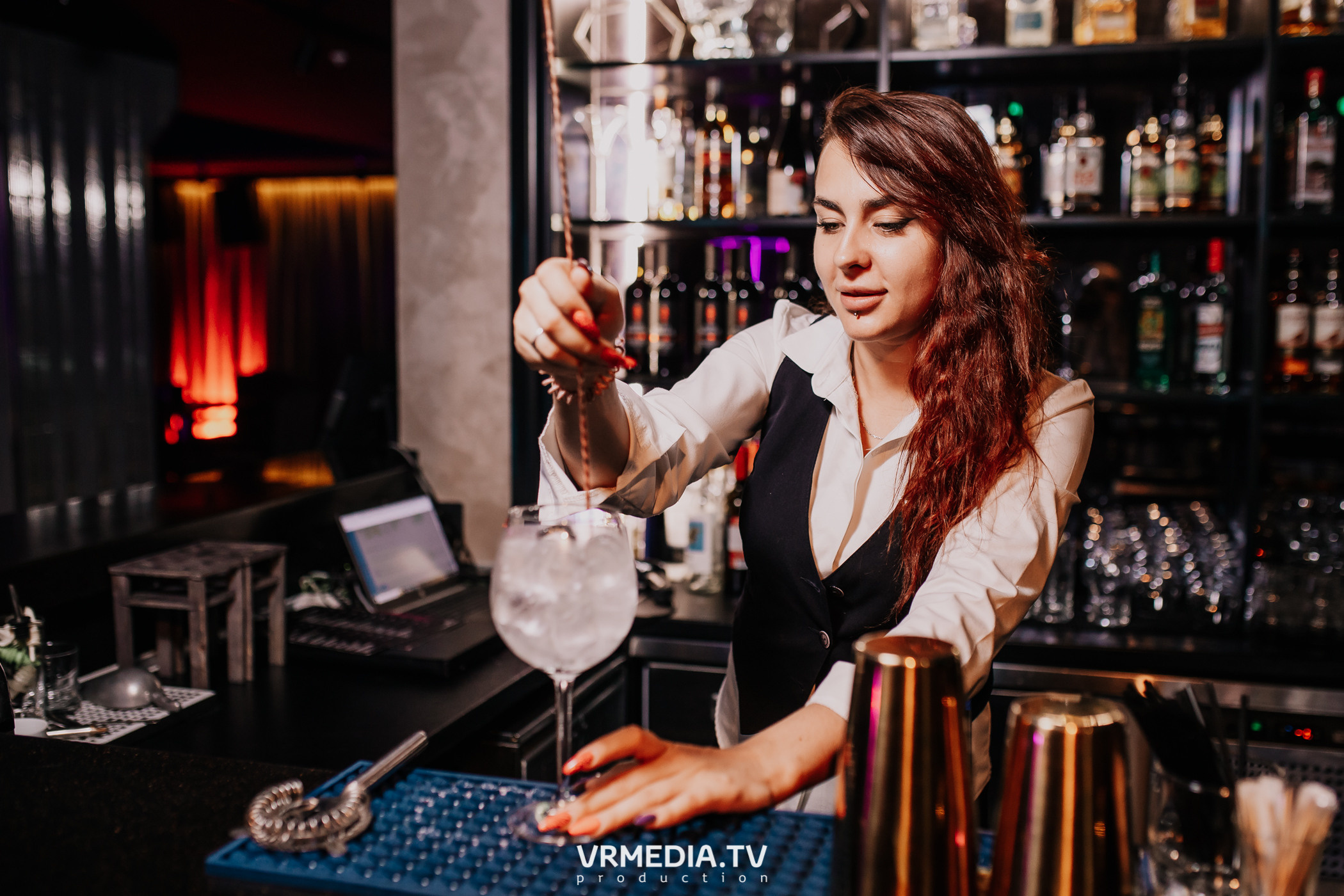 Русский рок в караоке-баре «Volna»