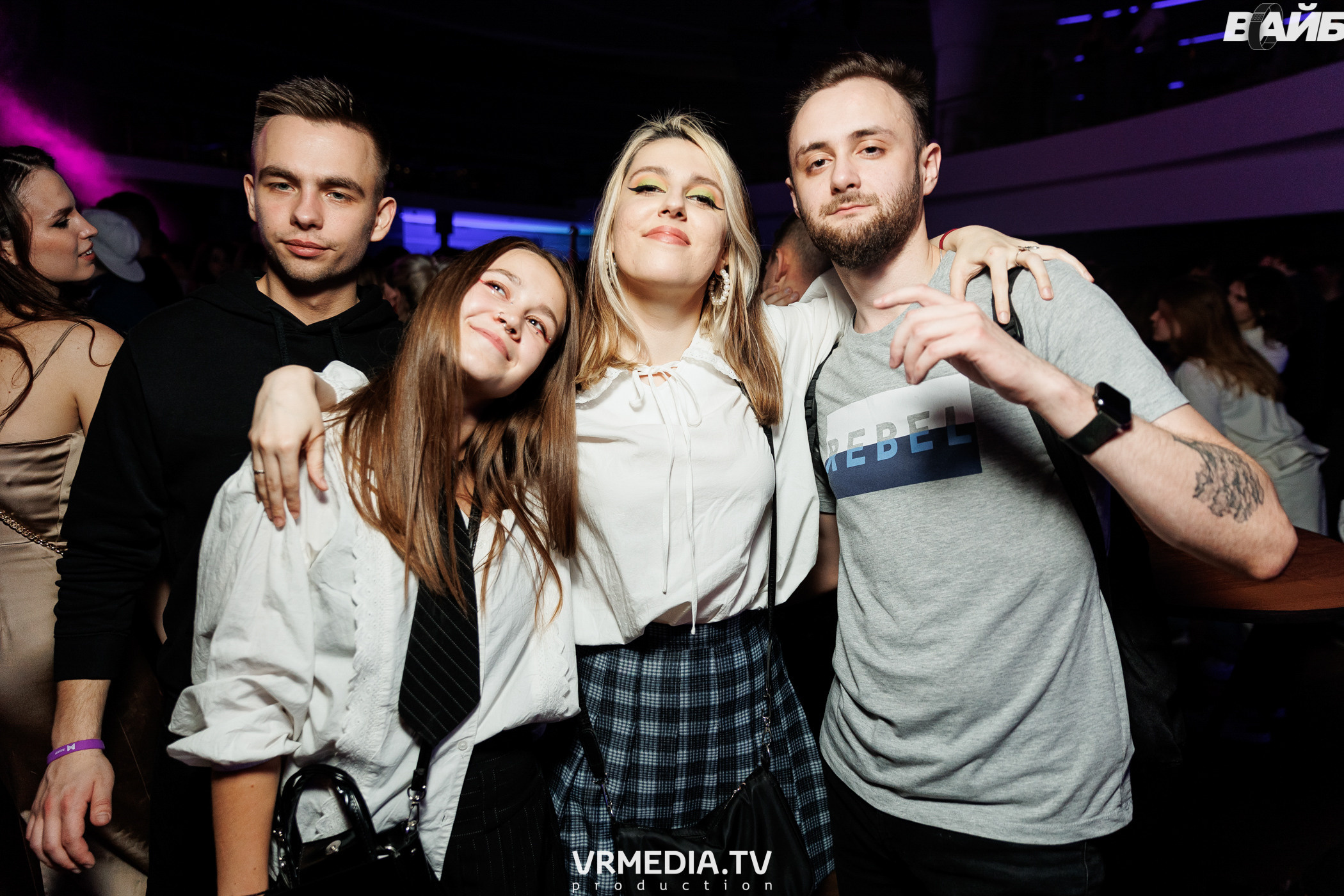 Молодость простит