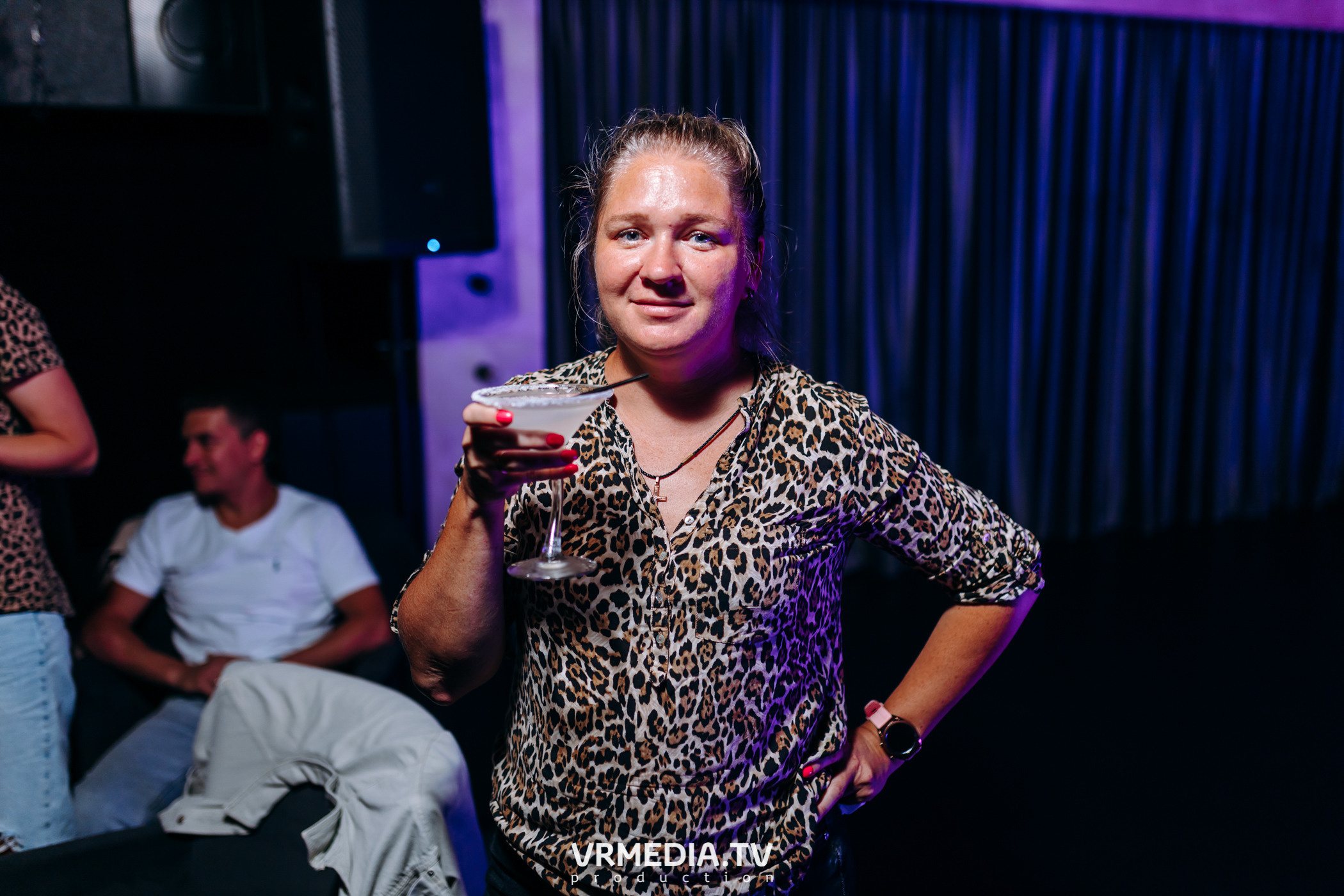 Love is… в караоке-баре «Volna»