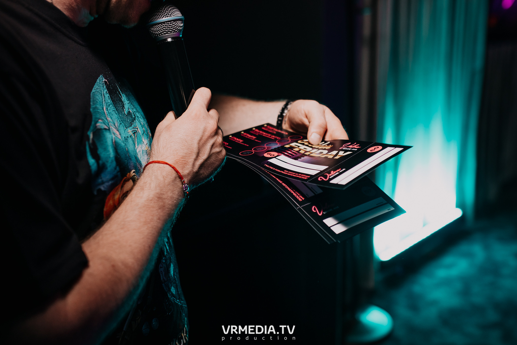 Русский рок в караоке-баре «Volna»