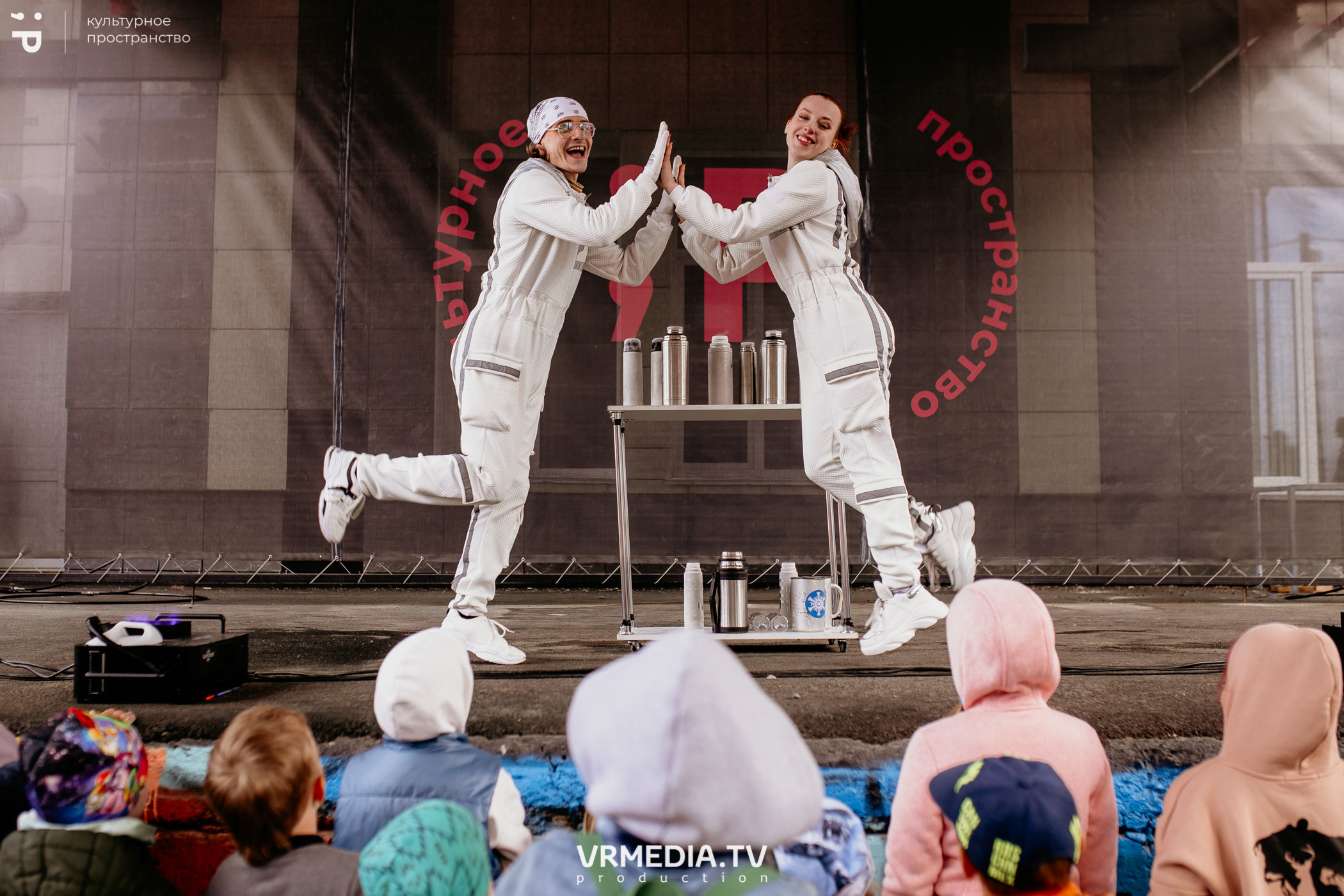 ВСТРЕЧАЙ ЛЕТО С DETISKAZKA42 в культурном пространстве «Редакция»