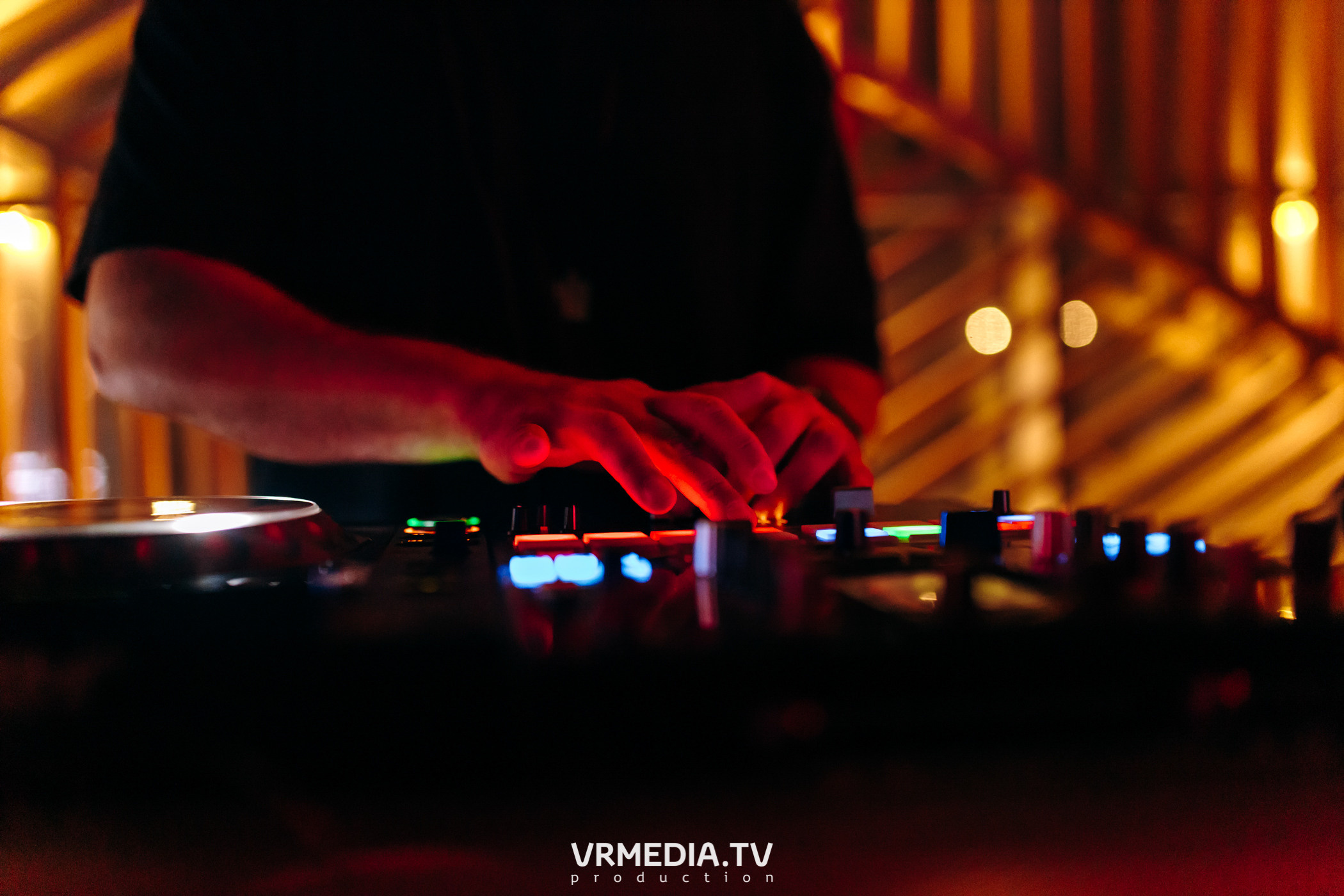 Новогодние корпоративы в баре «DOSKI»