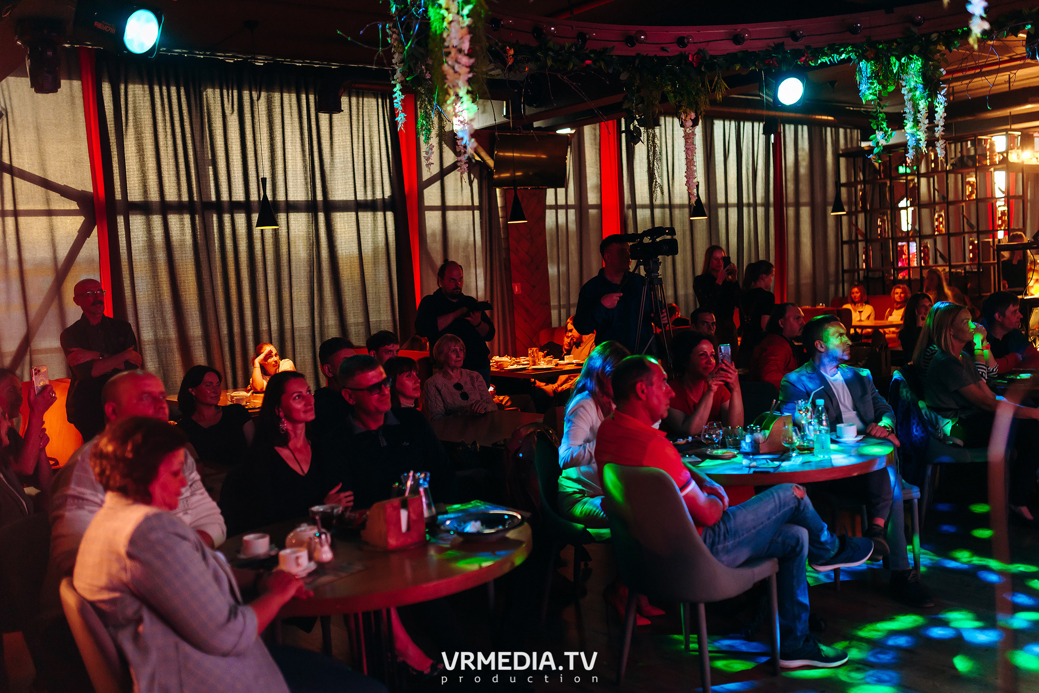 Джазовая среда. BBQUEEN