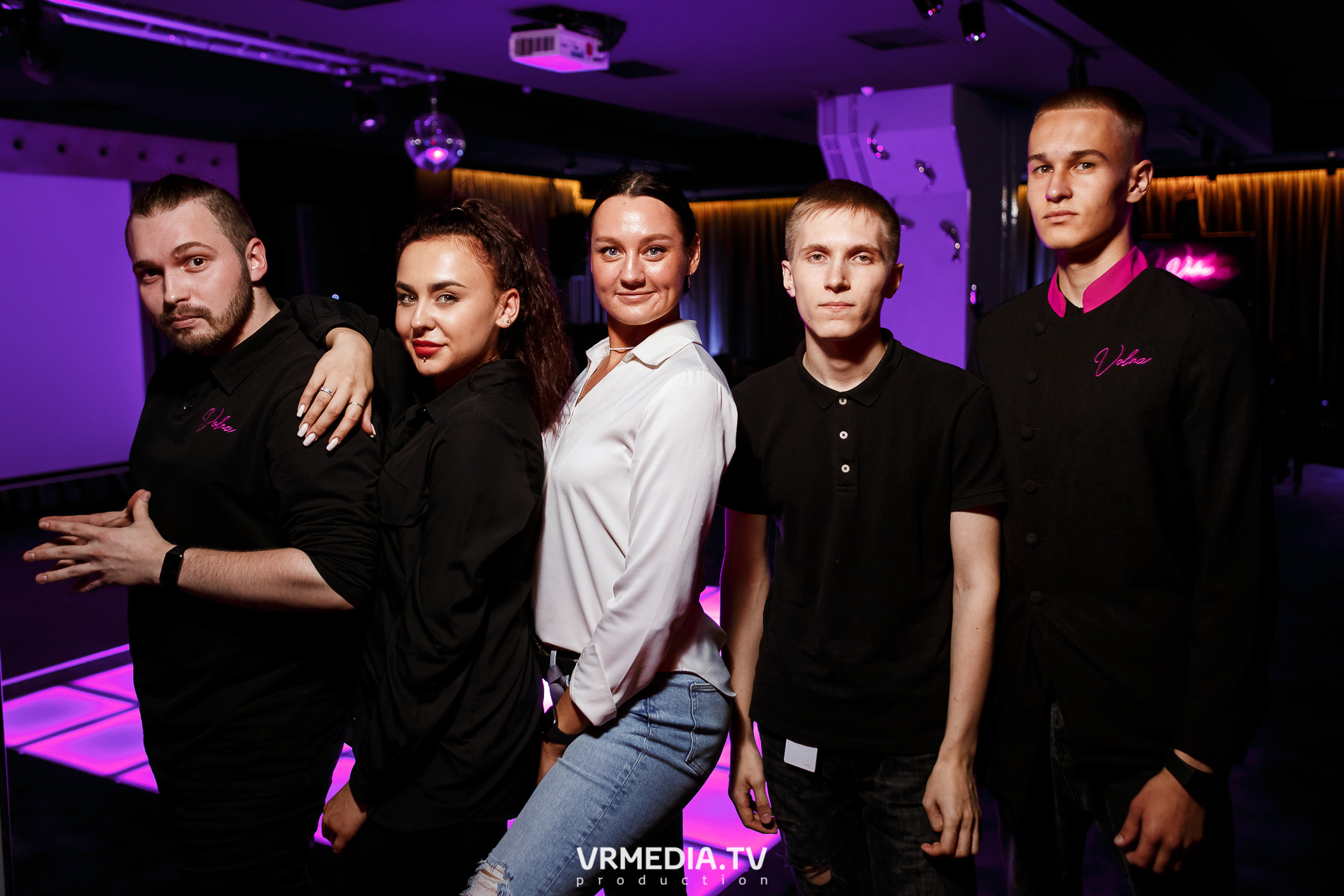 Золотая пятница в караоке-баре «Volna»