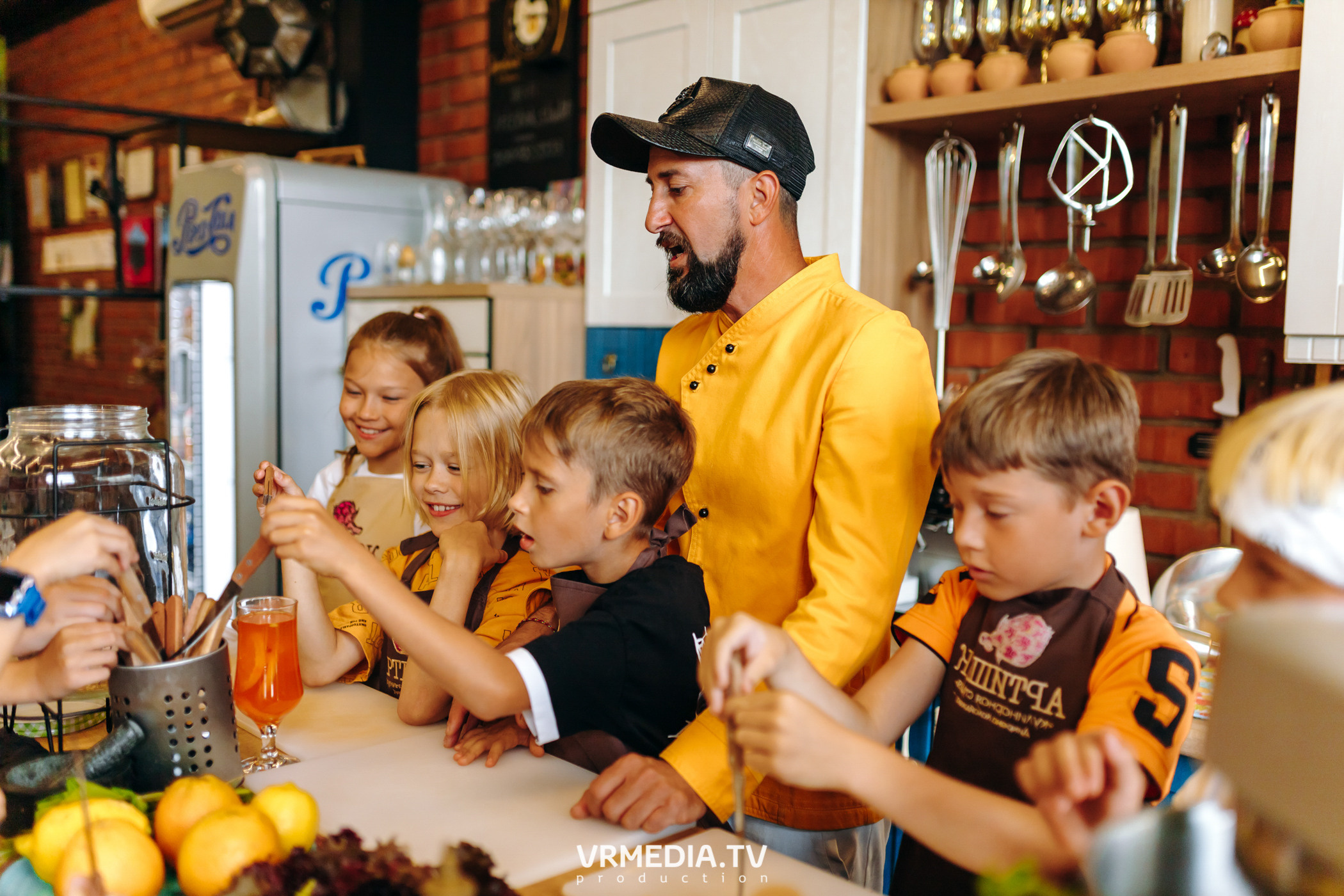 День рождения Артура Калайджяна в кулинарной студии «Артишок»