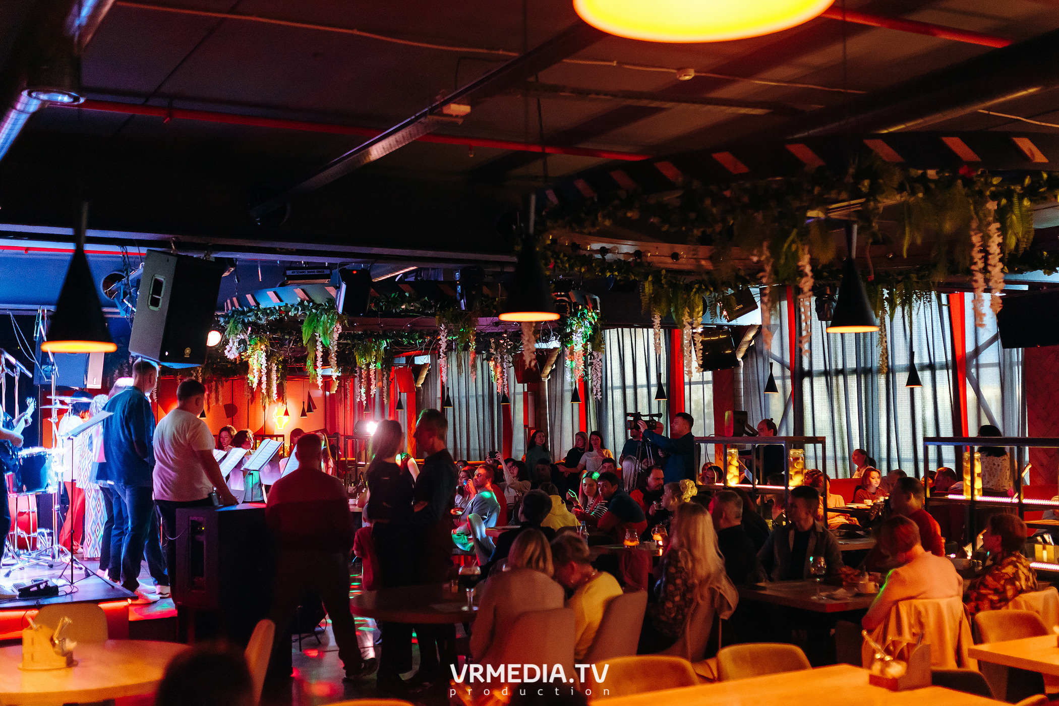 Джазовая среда. BBQUEEN