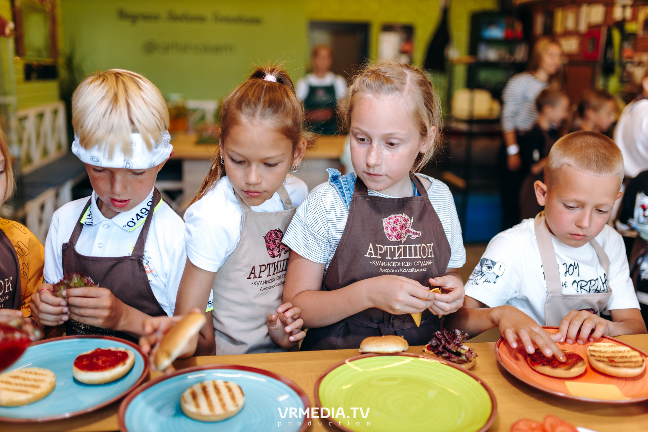 День рождения Артура Калайджяна в кулинарной студии «Артишок»