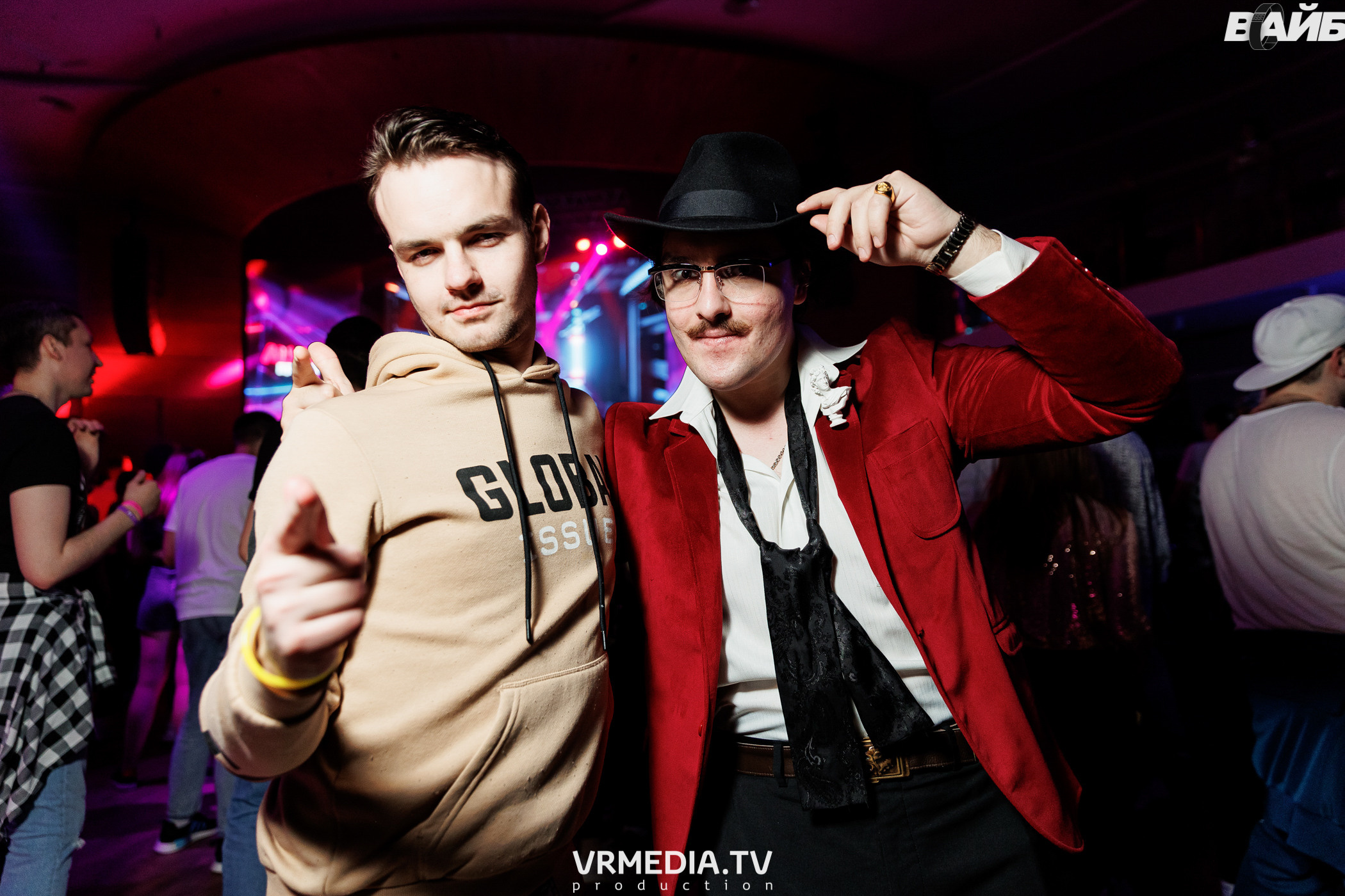 Молодость простит