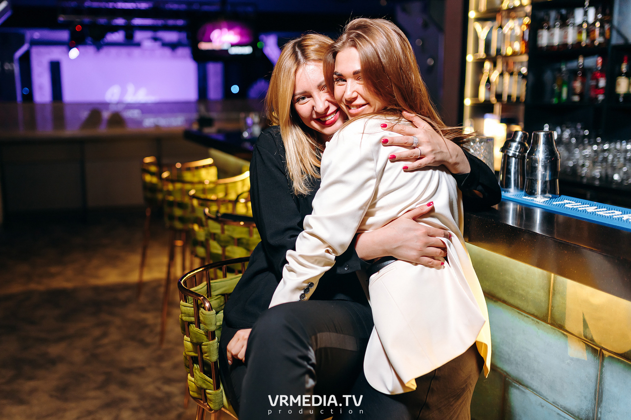 Колесо фортуны в караоке-баре «Volna»