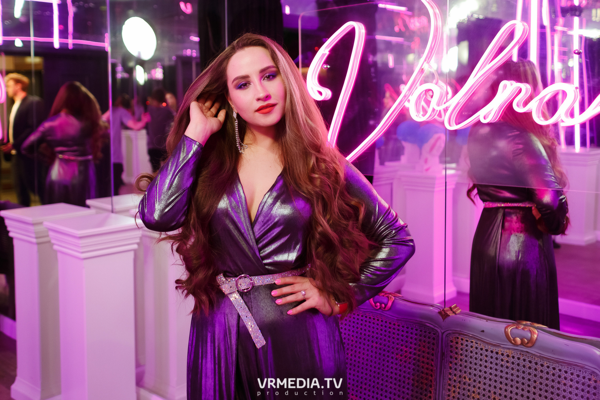 Колесо фортуны в караоке-баре «Volna»