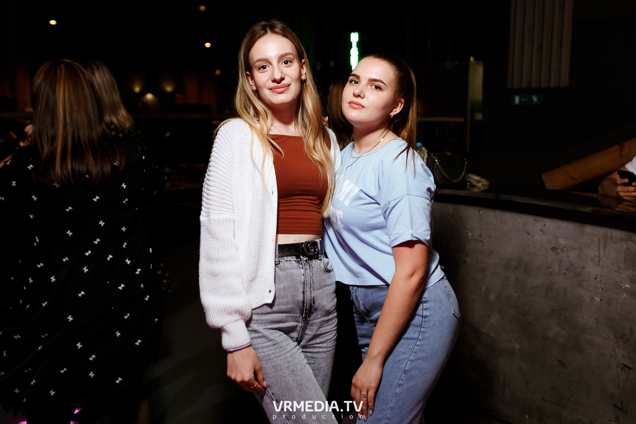 Выходные в баре «DOSKI»