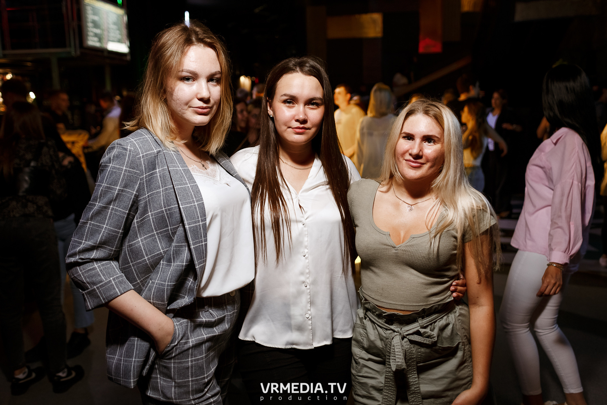 Выходные в баре «DOSKI»