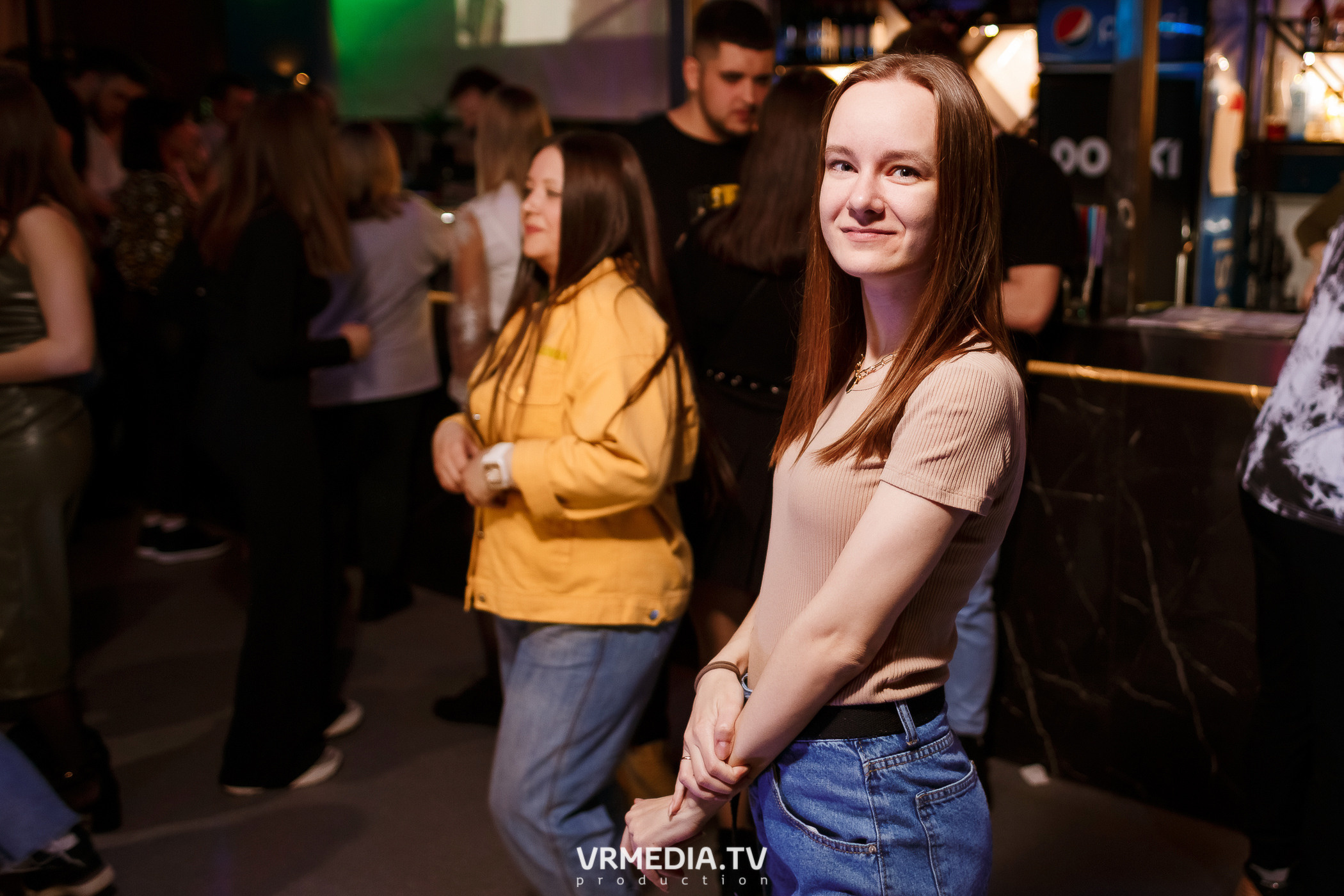 Выходные в баре «DOSKI»