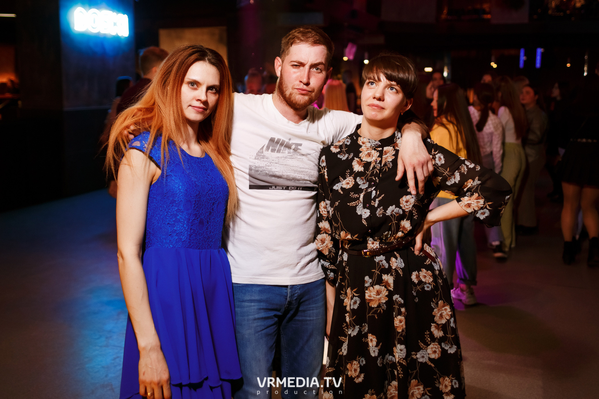 Выходные в баре «DOSKI»