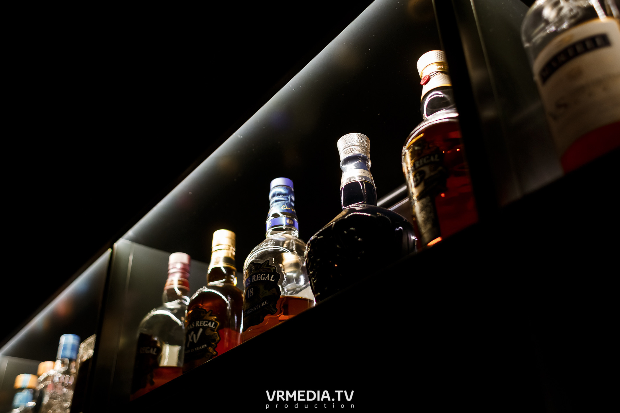 Золотая пятница в караоке-баре «Volna»