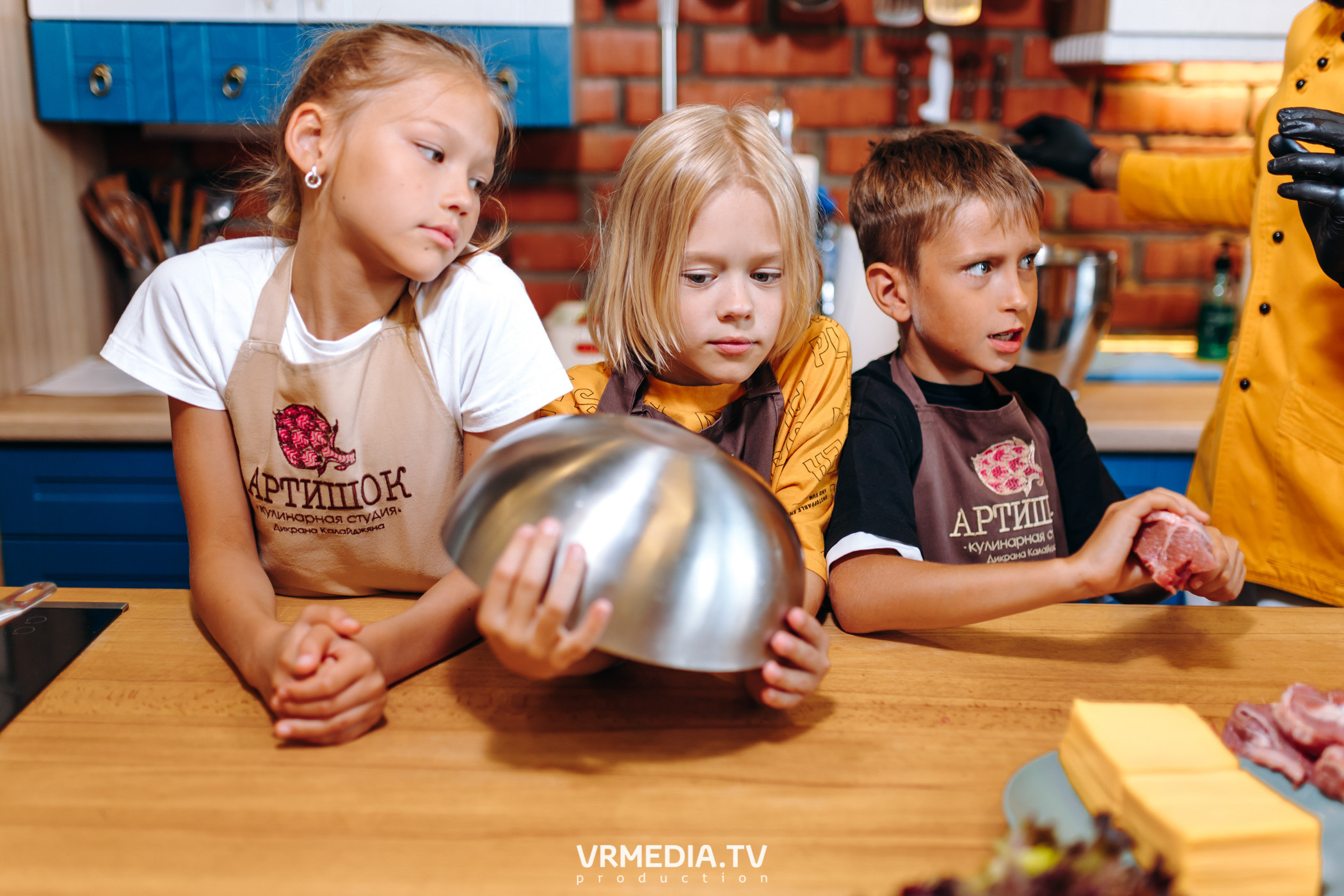День рождения Артура Калайджяна в кулинарной студии «Артишок»