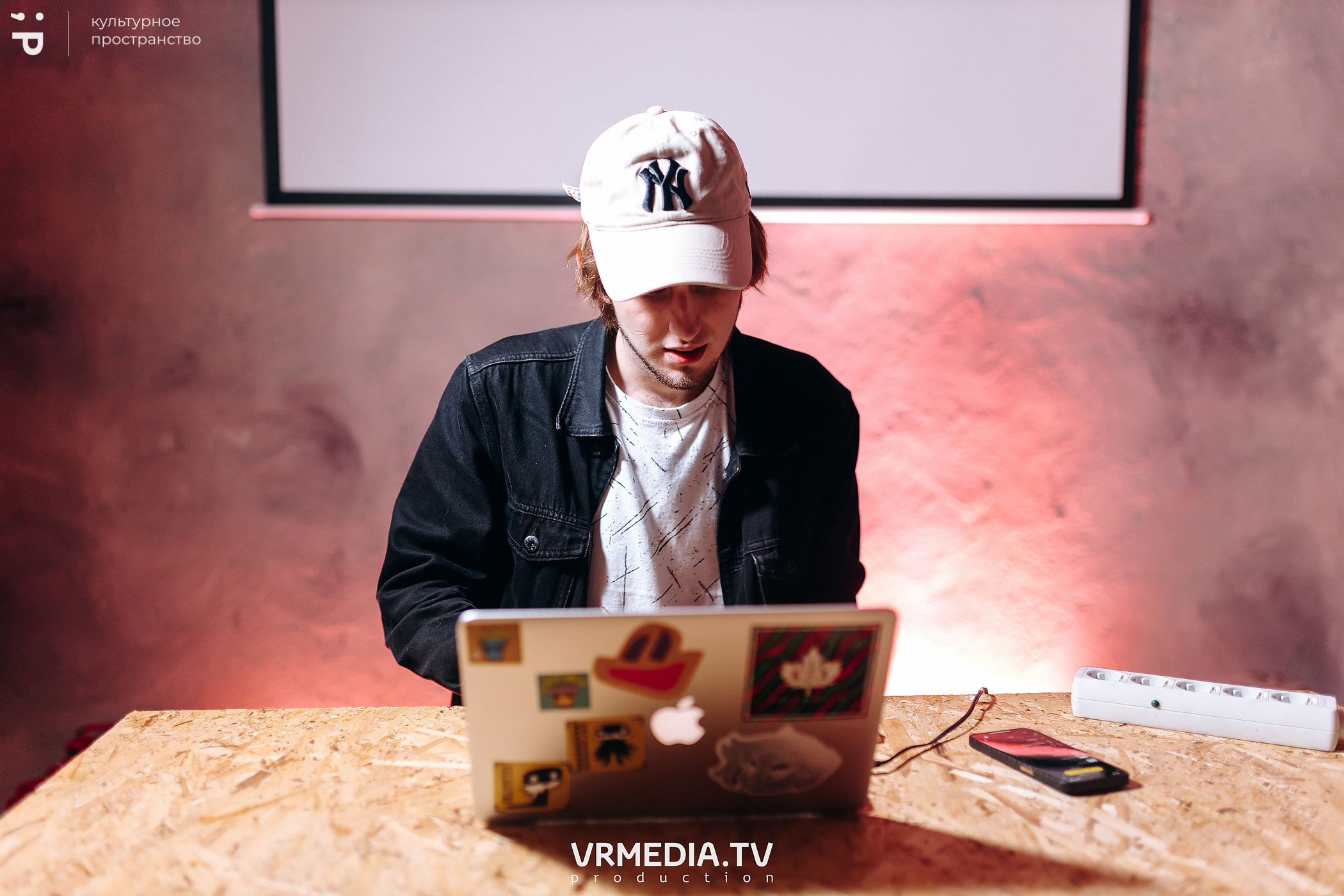 #Редакция_Лето: На минималках в культурном пространстве «Редакция»