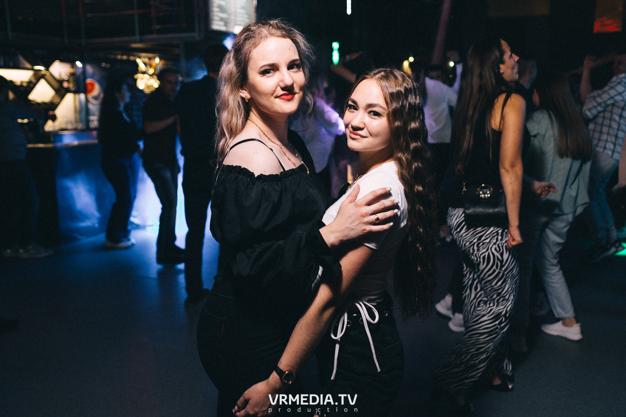 На чилле в баре «DOSKI»