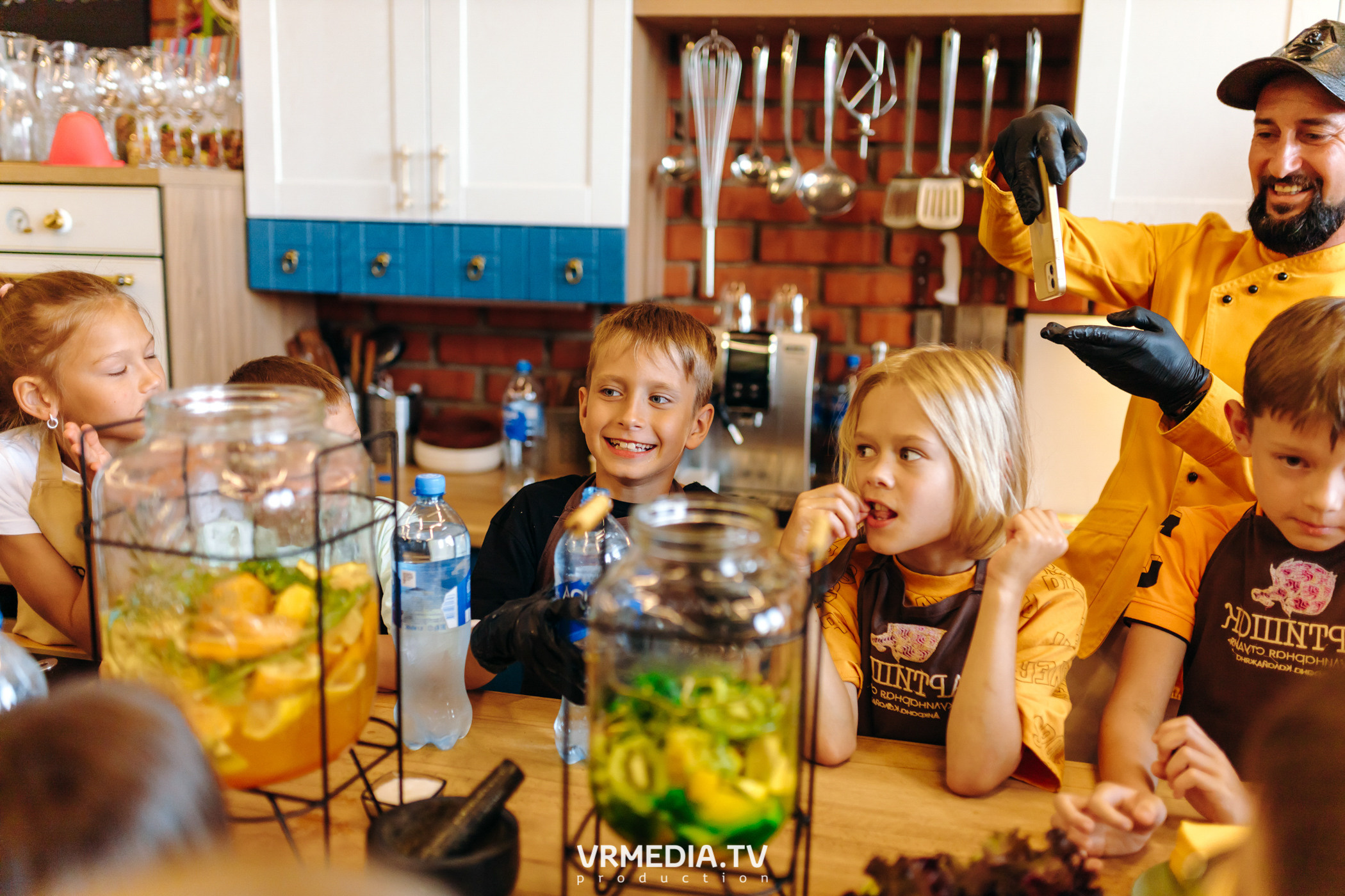 День рождения Артура Калайджяна в кулинарной студии «Артишок»