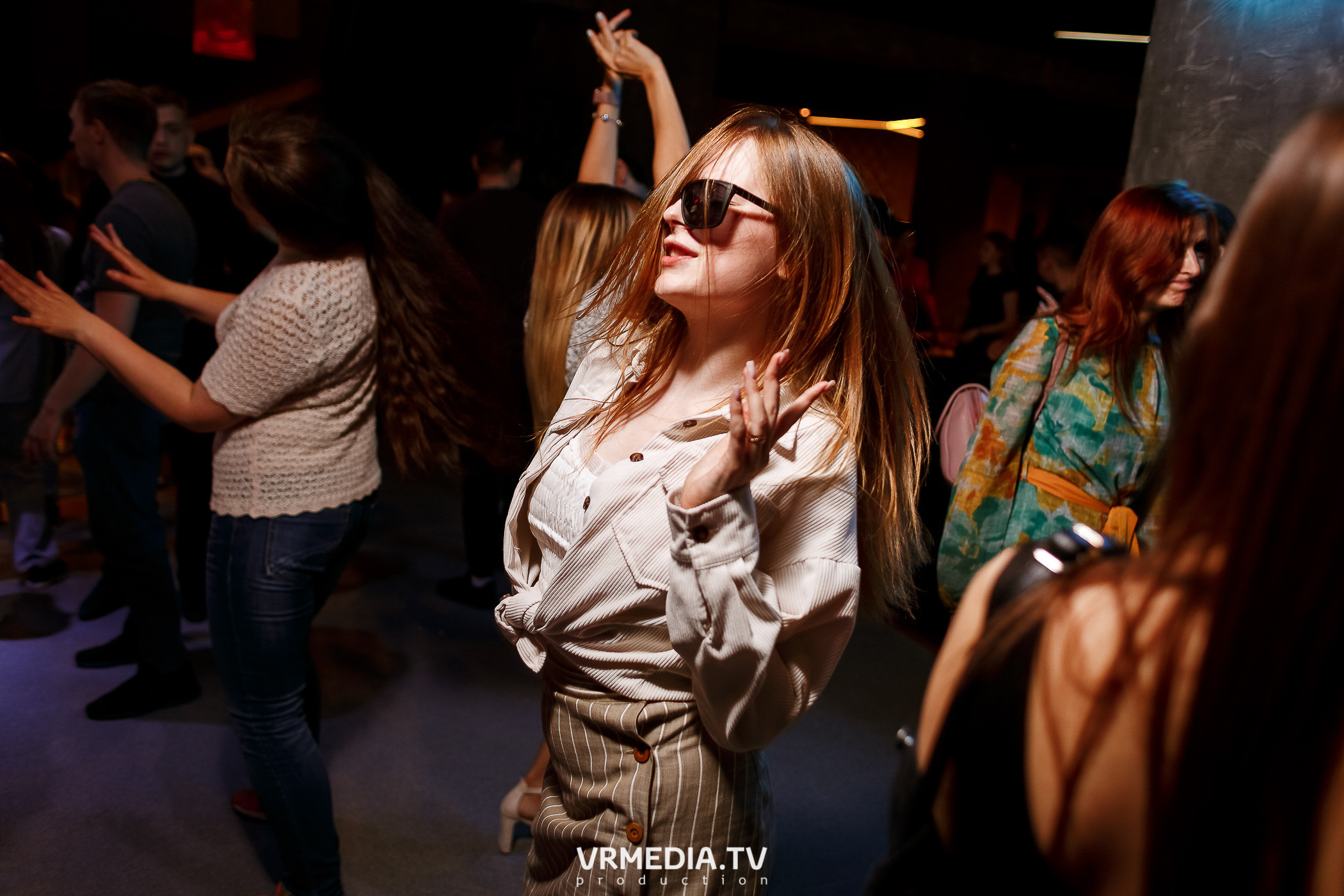 Выходные в баре «DOSKI»