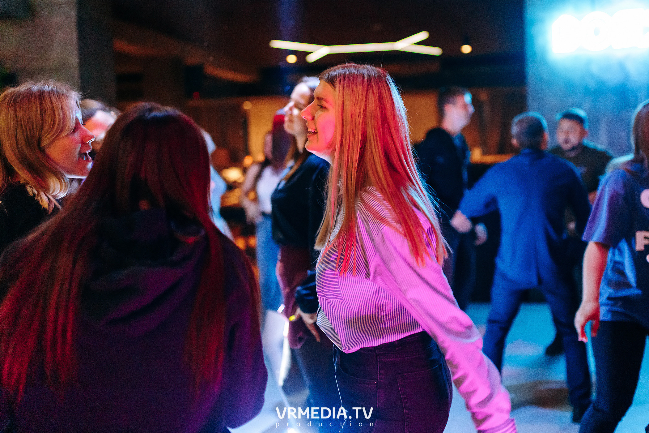 Выходные в баре «DOSKI»