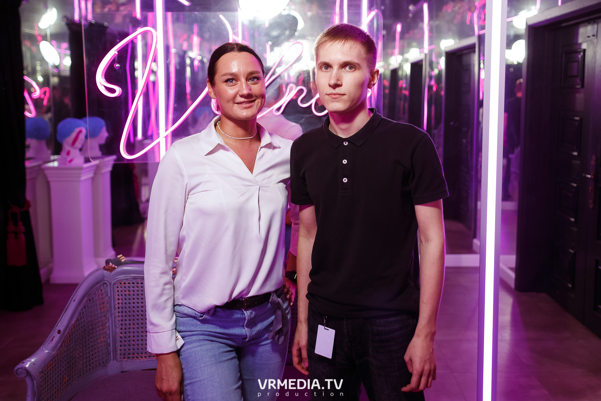 Золотая пятница в караоке-баре «Volna»