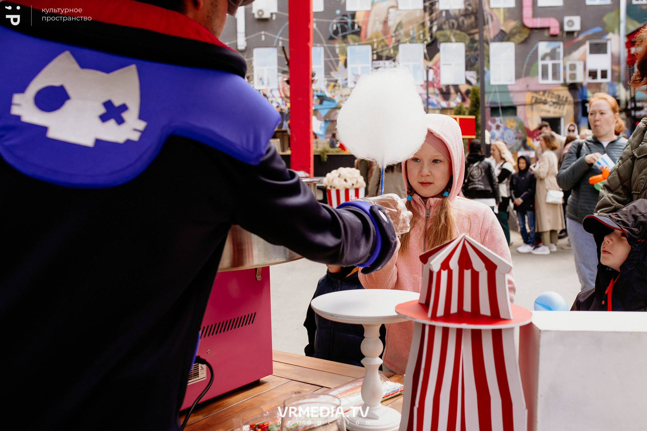 ВСТРЕЧАЙ ЛЕТО С DETISKAZKA42 в культурном пространстве «Редакция»