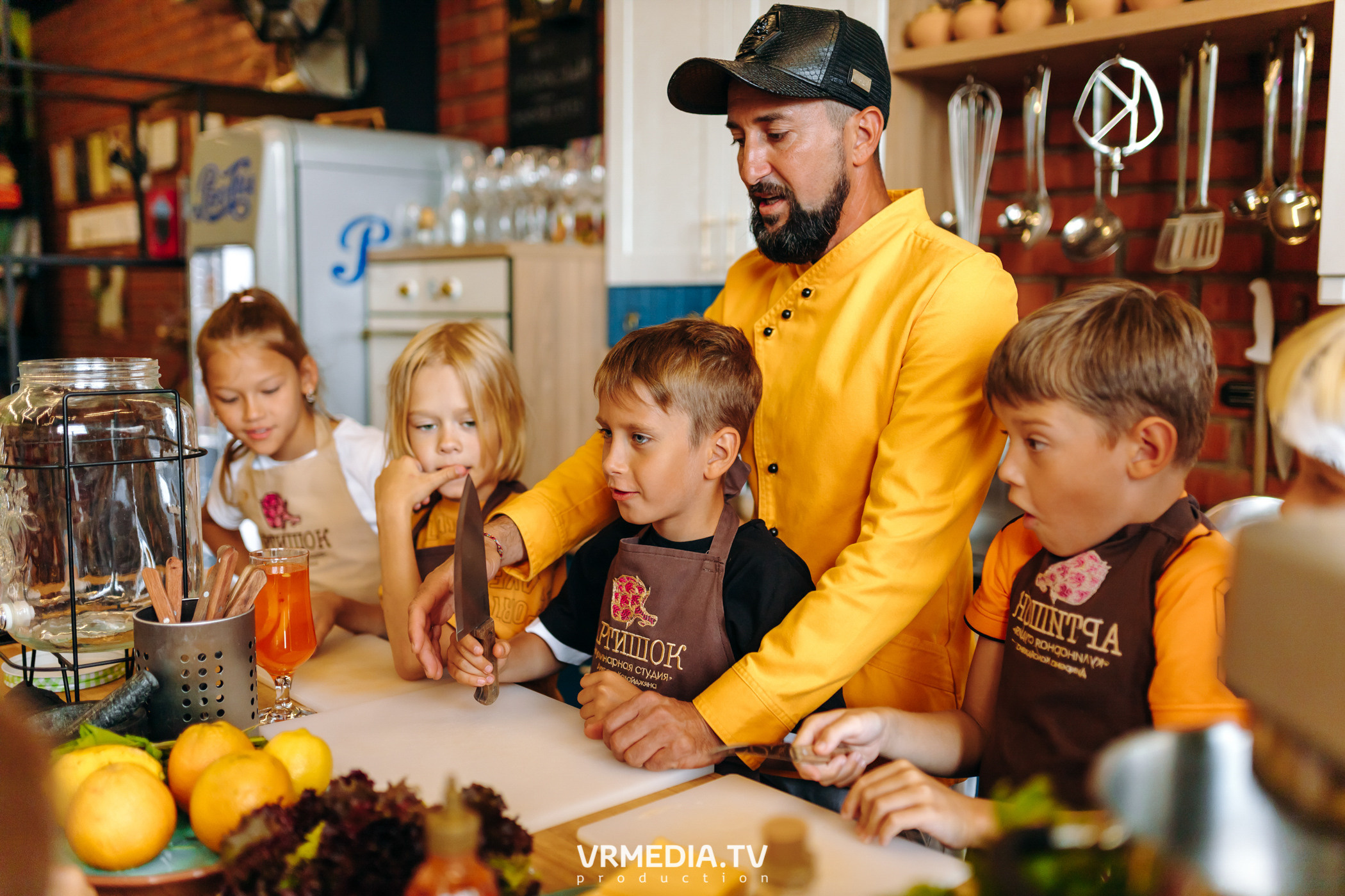 День рождения Артура Калайджяна в кулинарной студии «Артишок»