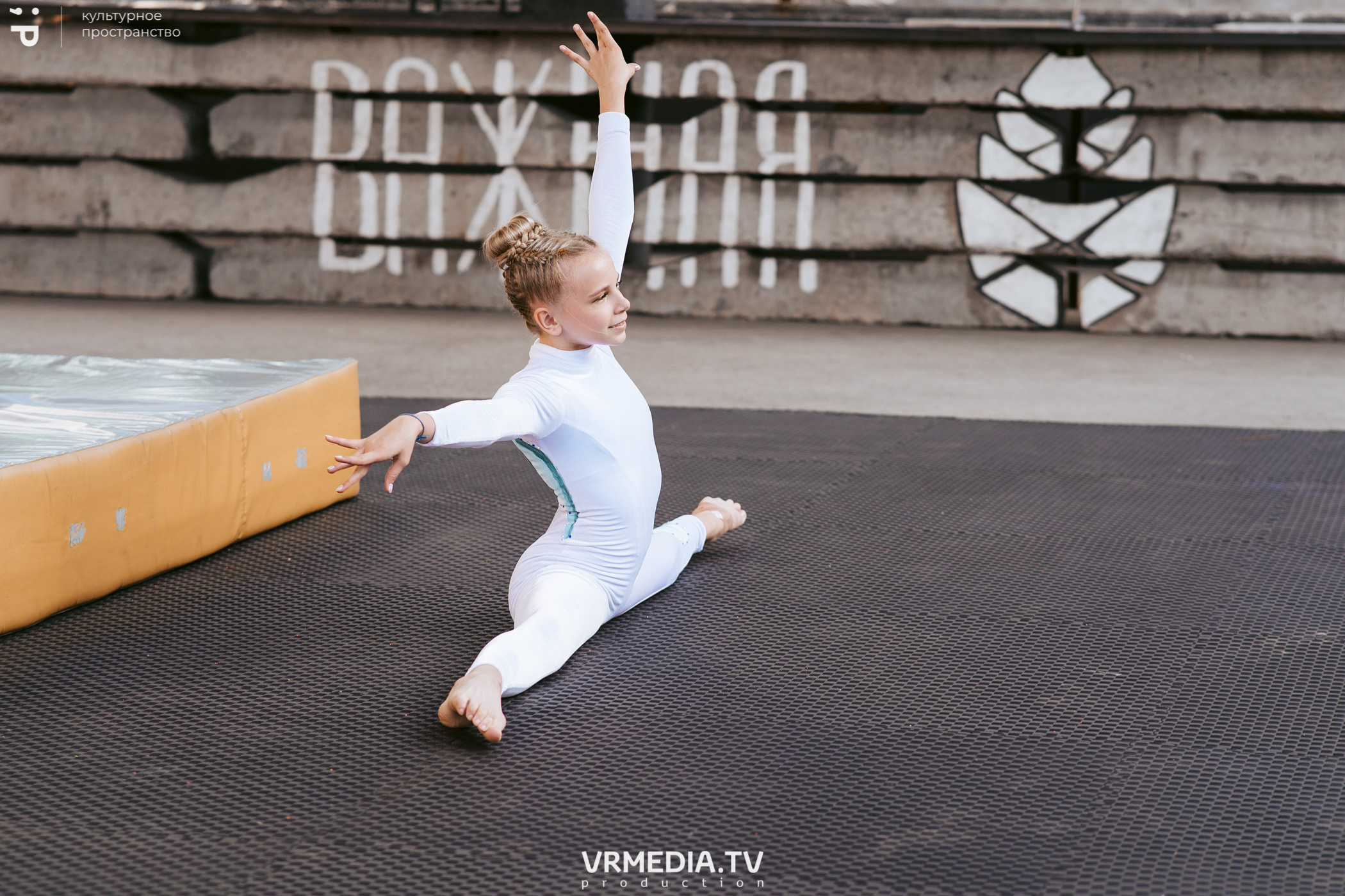 Летний арт-фестиваль SKYLINE в культурном пространстве «Редакция»