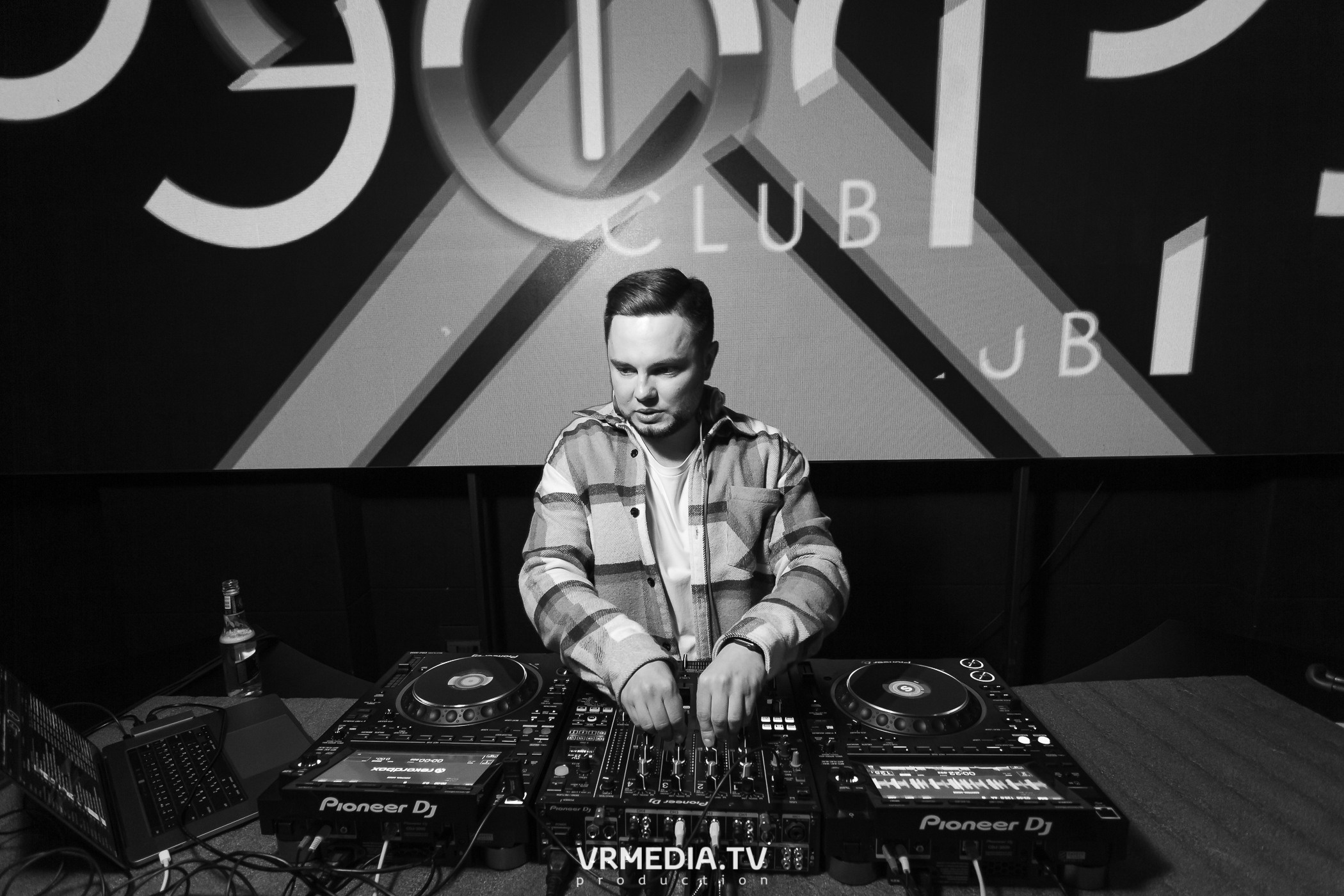 Выходные в ночном клубе «ЭФИР»