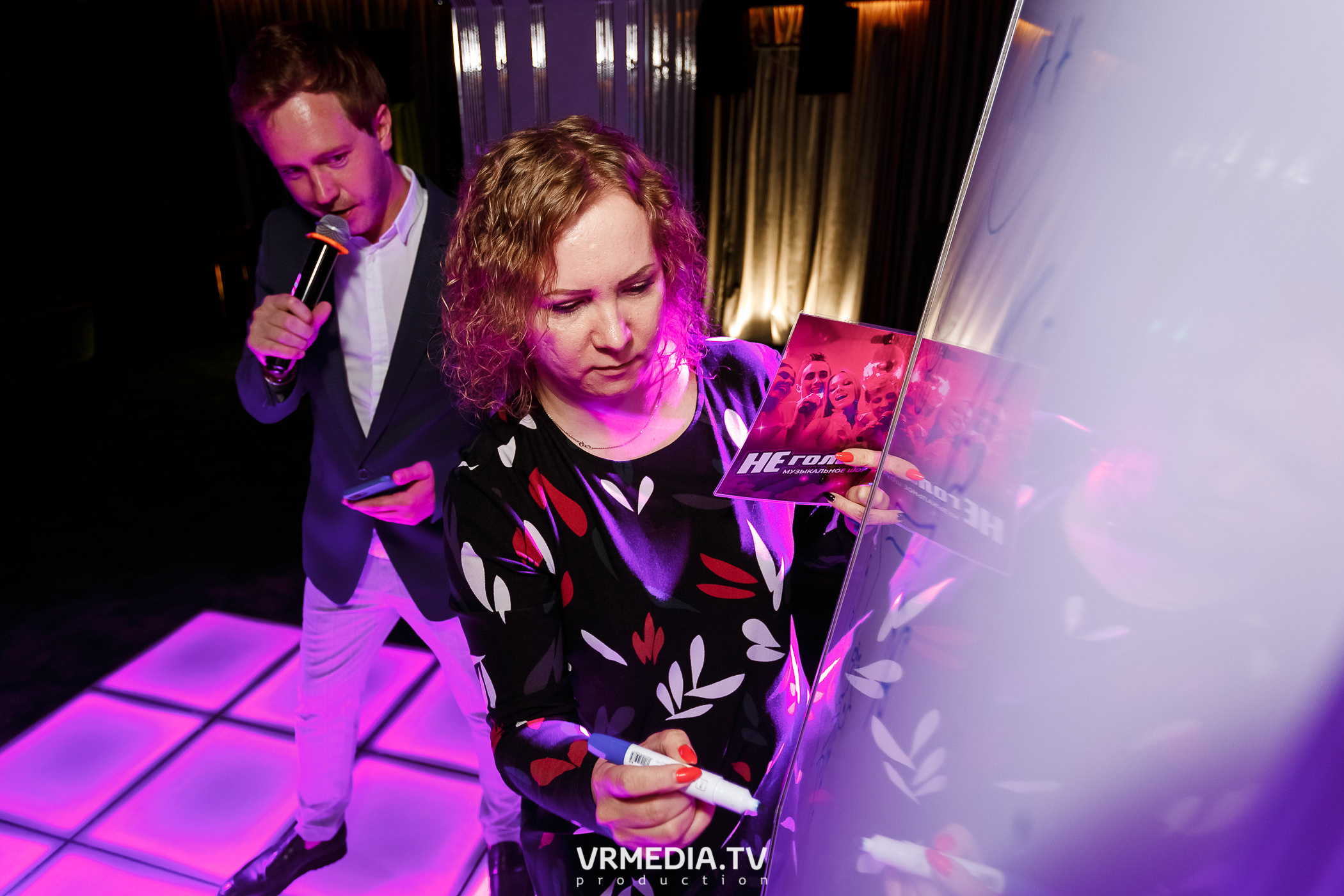 Золотая пятница в караоке-баре «Volna»