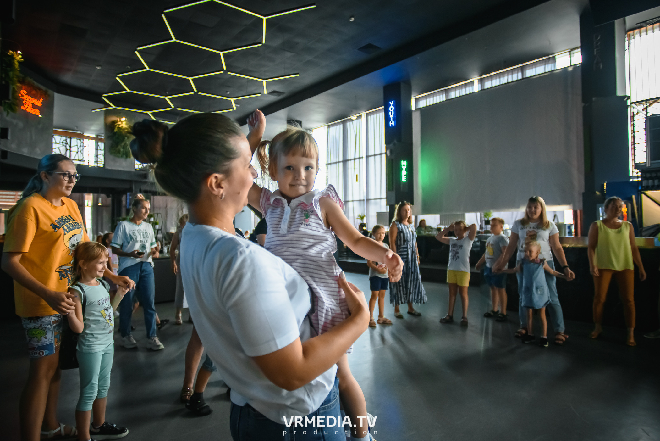 Baby time в баре «DOSKI»