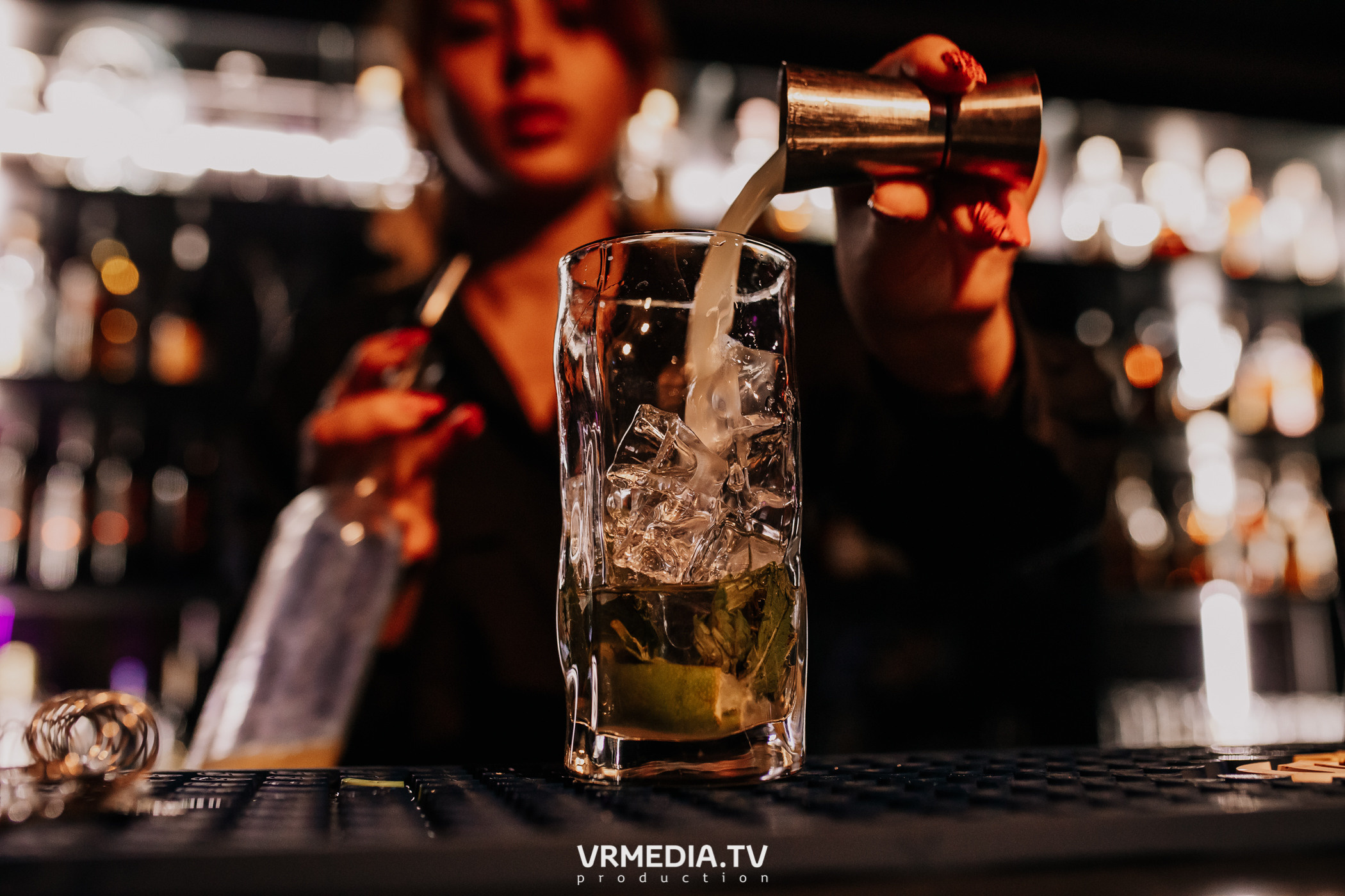 IQ party в караоке-баре «Volna»